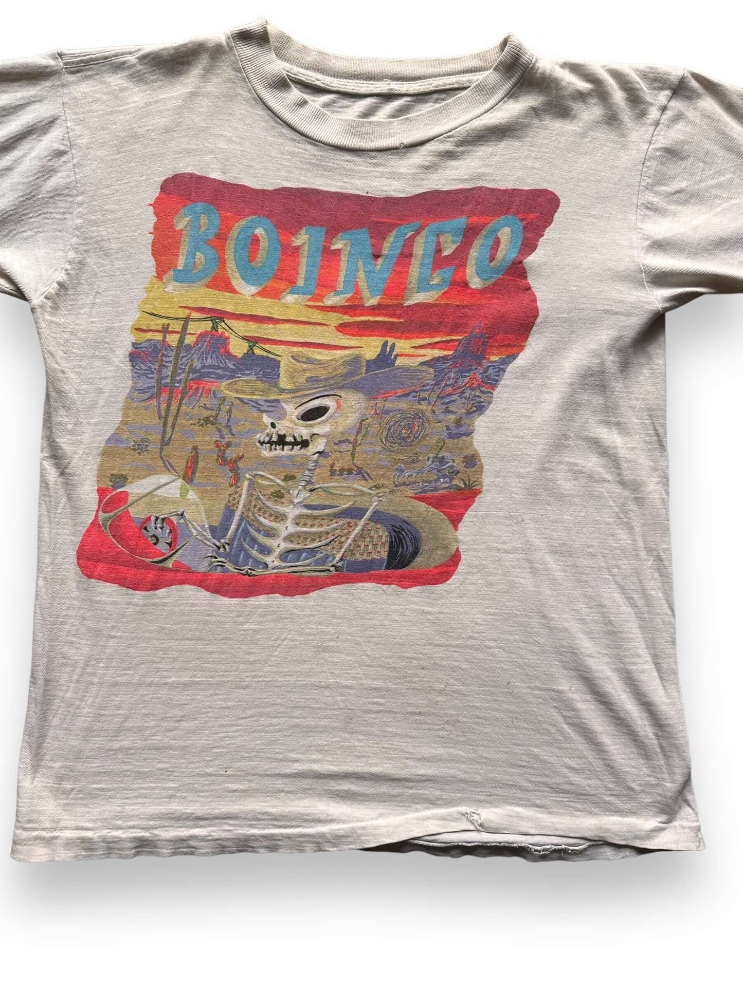 Front Detail on Vintage 1989 Oingo Boingo Single Stitch Band Tee SZ M