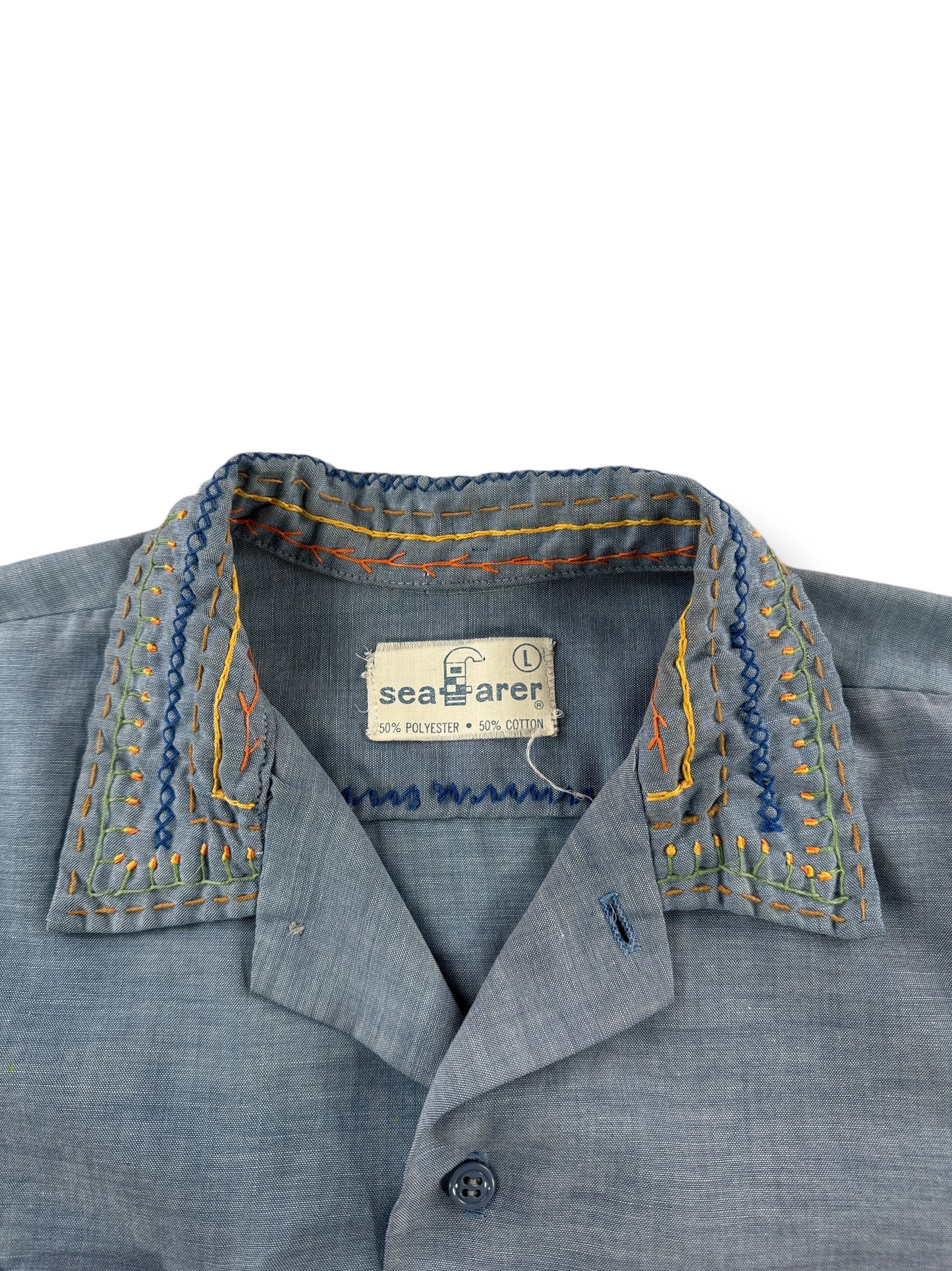Collar on Vintage Hand Embroidered Seafarer Embroidered Chambray SZ L (Fits M)