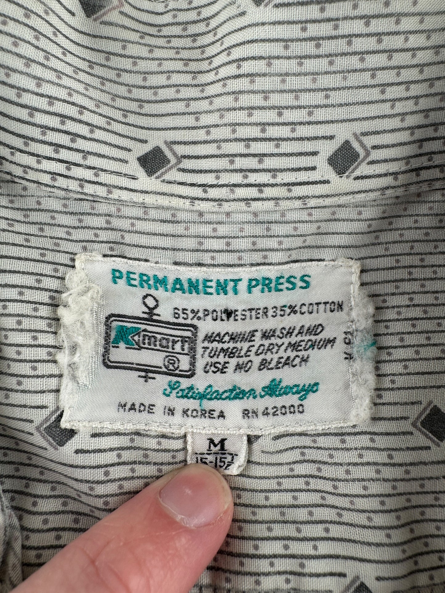 Label on Vintage KMart Poly/Cotton Blend Button Up Shirt SZ M