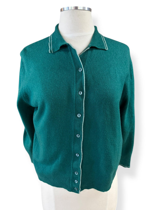 Front view of 1950s Green Cashmere Collared Cardigan M