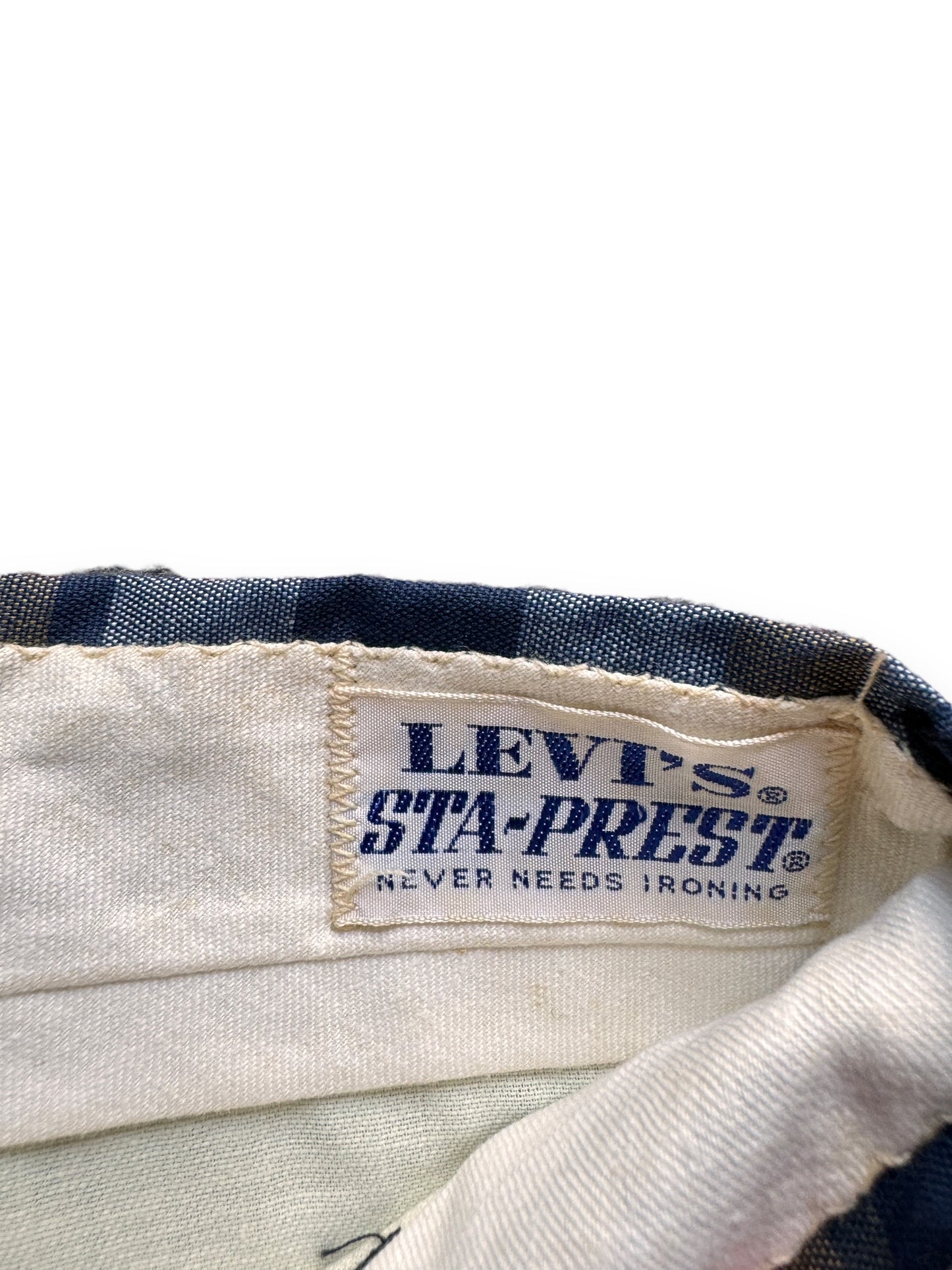 levi's sta-prest label on Vintage NOS Levi's Sta-Prest Plaid Shorts SZ 30