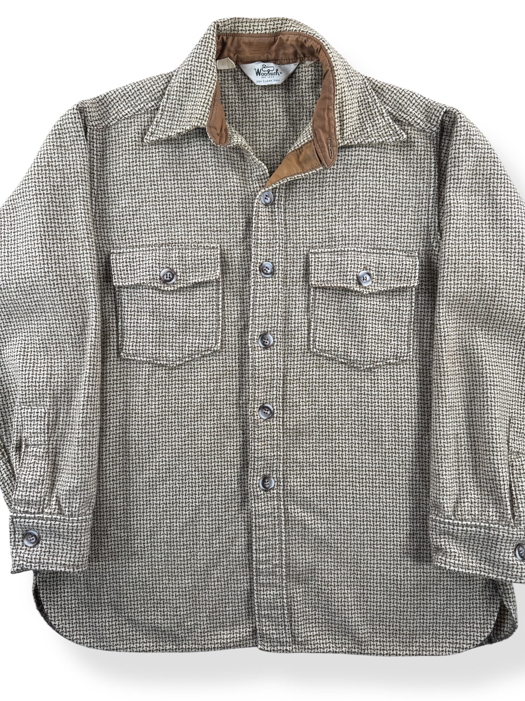 Front Close Up of Vintage Woolrich Houndstooth Shirt Jac SZ L