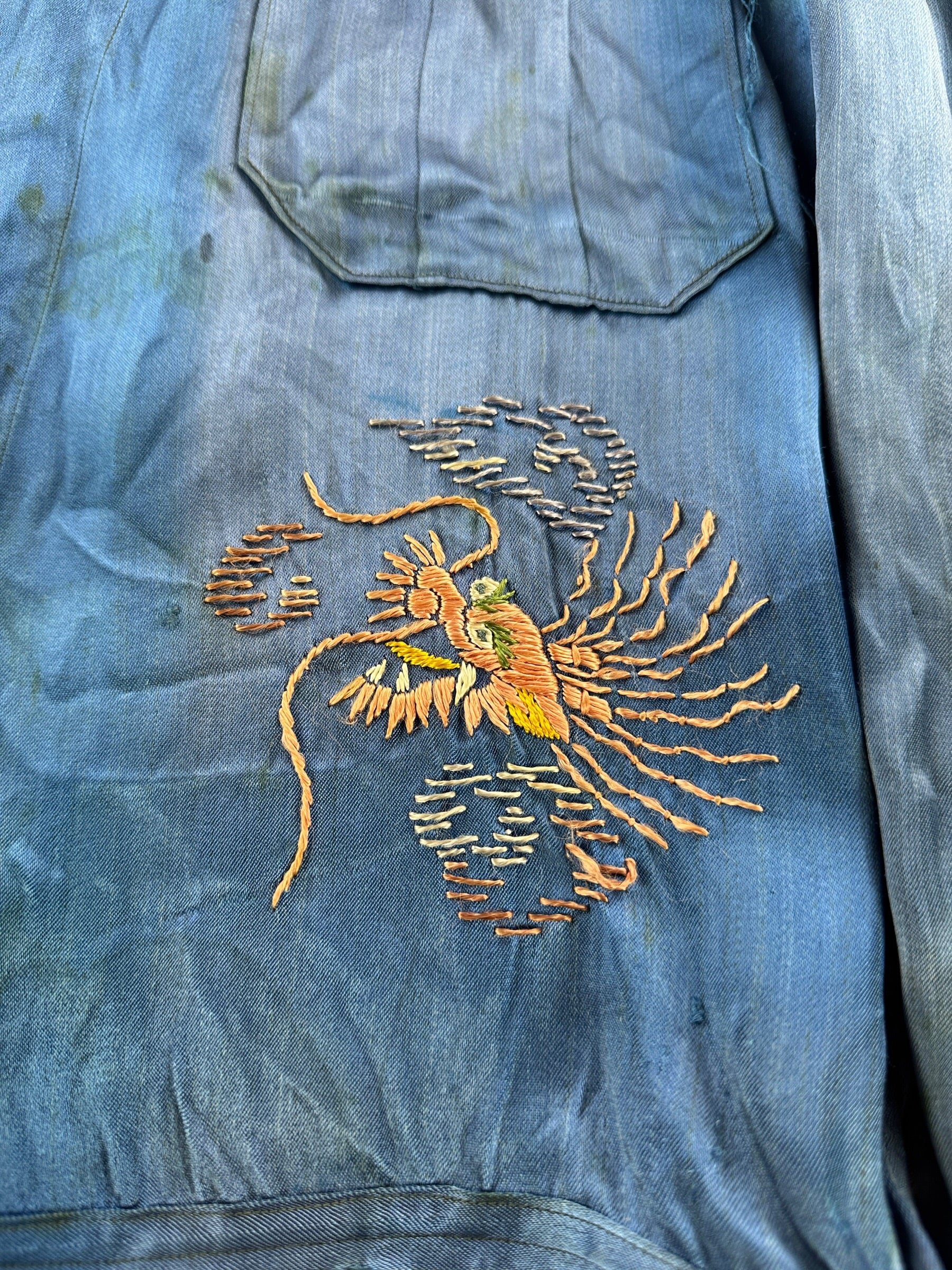 Front embroidery on Vintage 40s era Tokyo Japan Souvenir Shirt SZ M