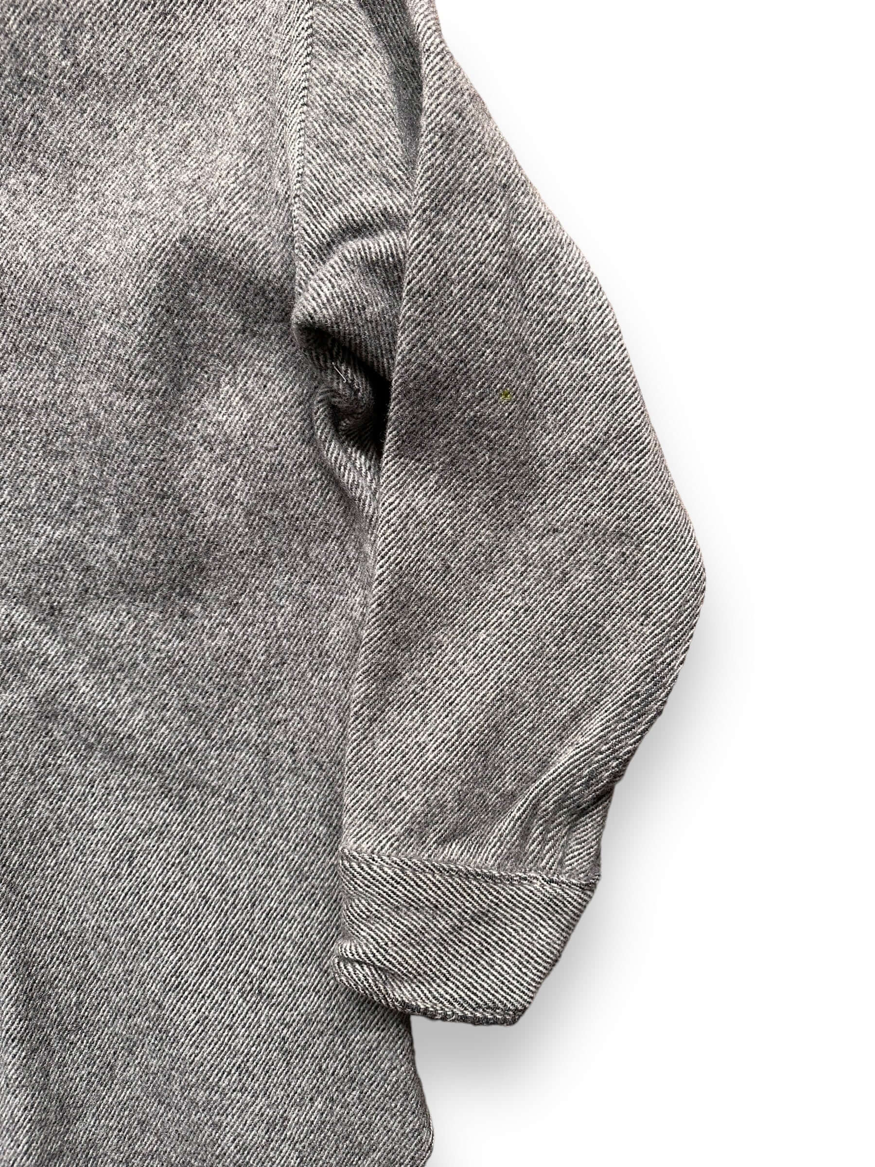 RIght Rear Sleeve View of Vintage Woolrich Shirt Jacket SZ M | Vintage Workwear Seattle