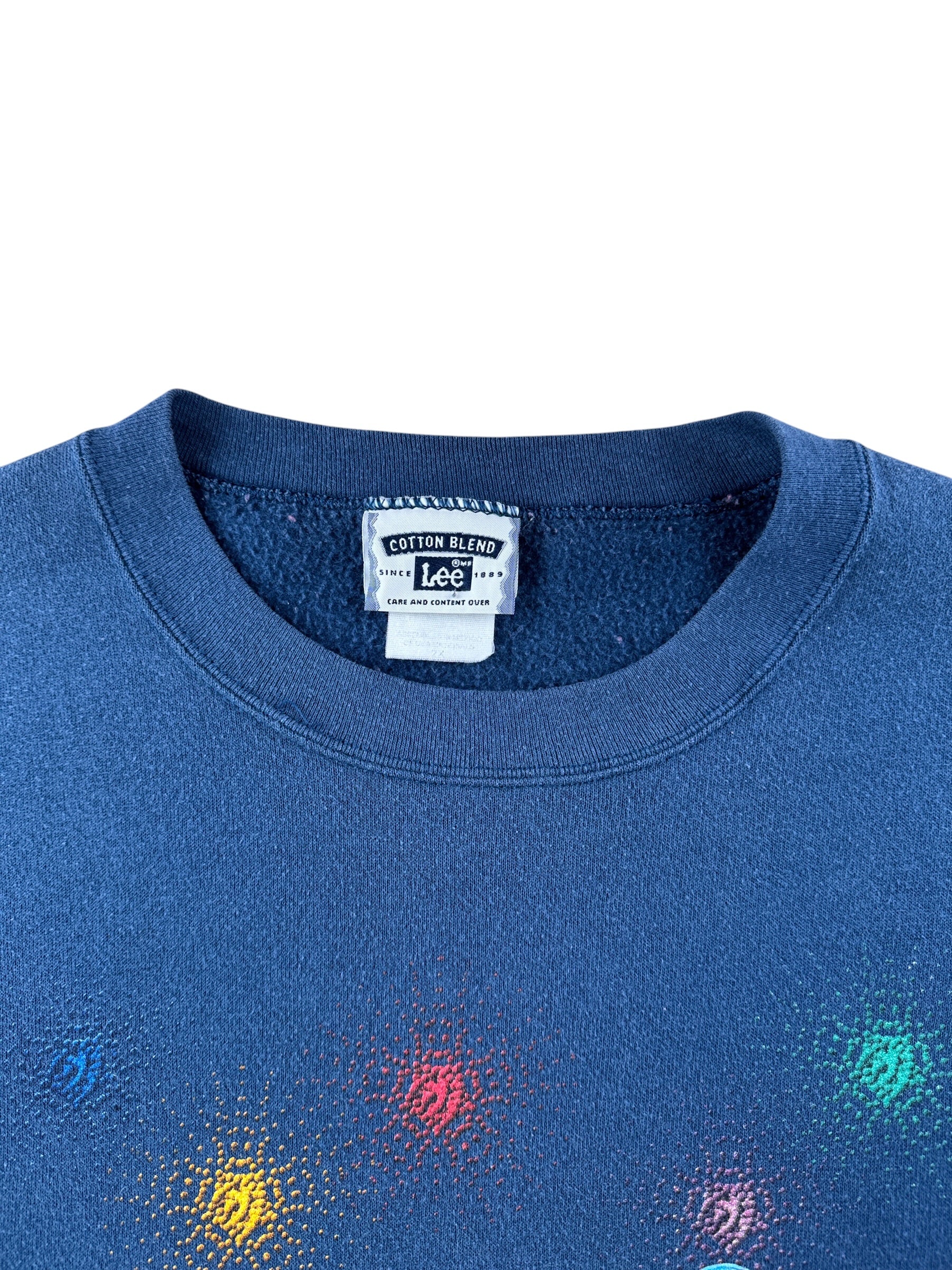 Collar on Vintage Busch Gardens Crewneck SZ XXL