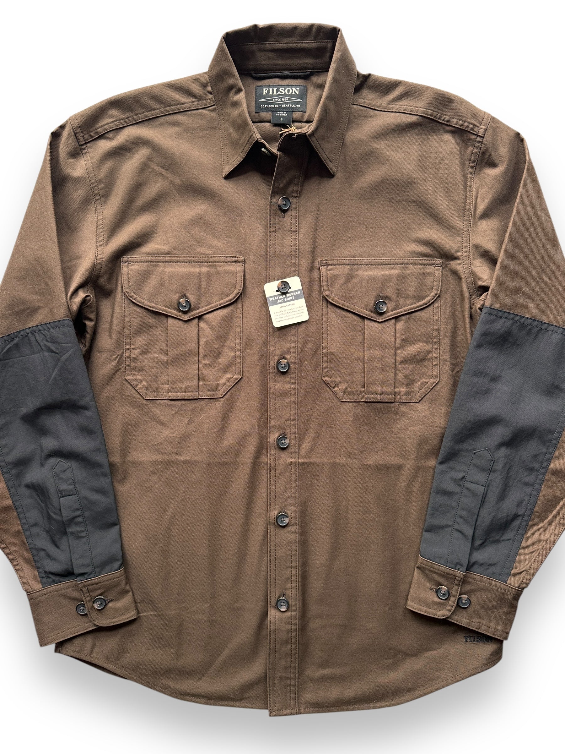 Front Close Up of NWT Filson Marsh Olive Weather Worker Jac Shirt Shirt SZ S