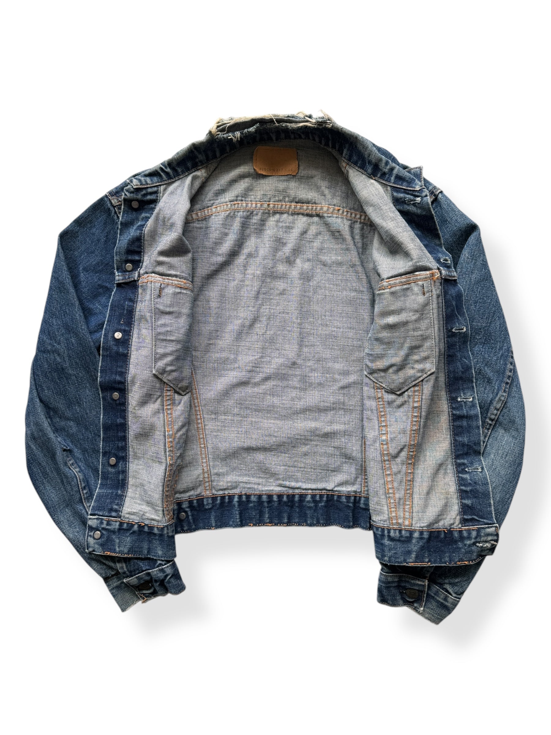 Inside of Vintage Big "E" Levis Type III Denim Trucker Jacket SZ 44 AS IS