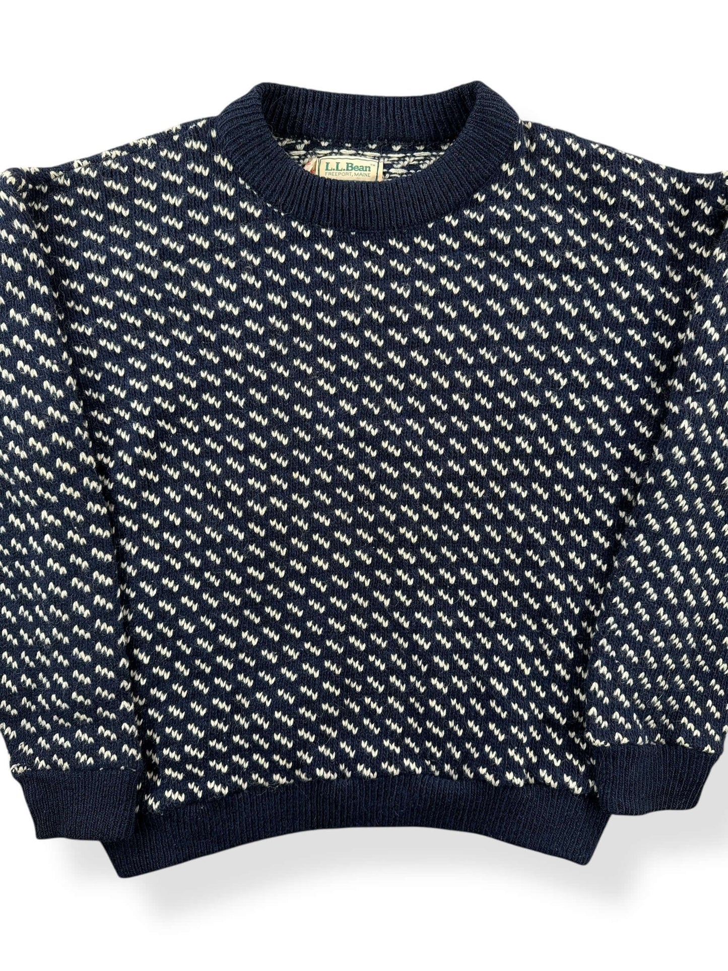 Front Close Up of Vintage Ladies LL Bean Birdseye Nordic Blue and White Sweater SZ M