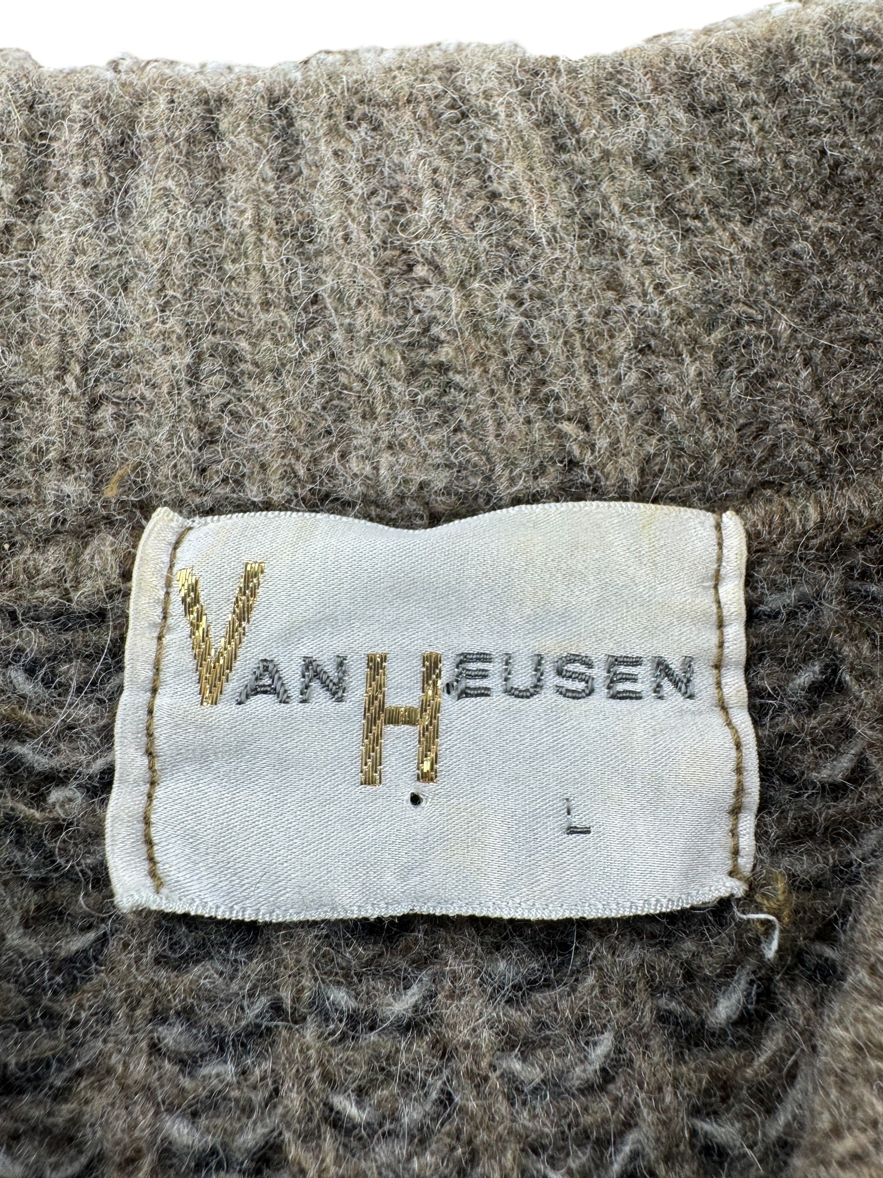 Tag on Vintage 1960s Van Heusen Sweater SZ L