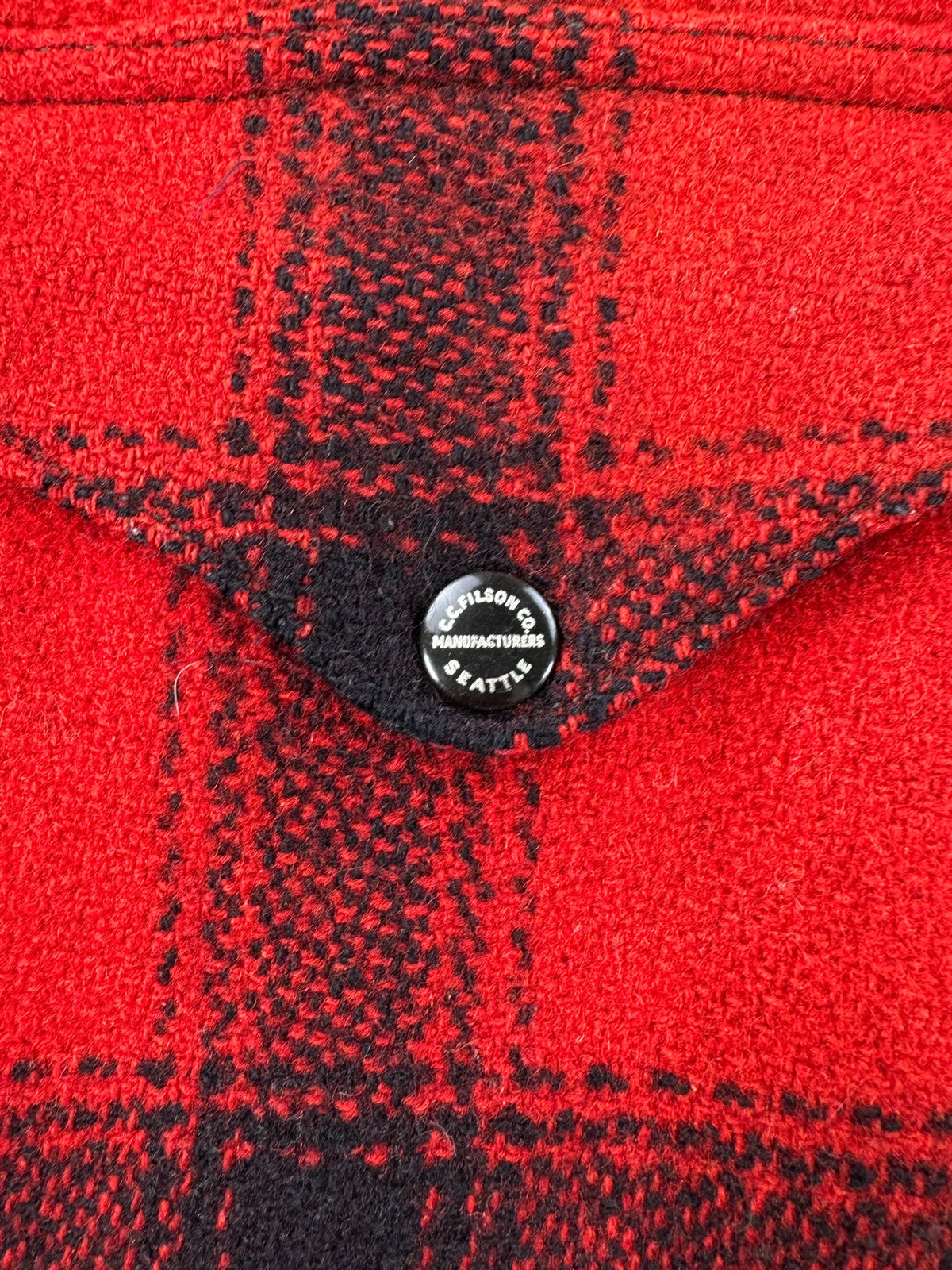 Enamel button on Vintage 40s/50s Filson 75% Red Hunter Jacket SZ 38