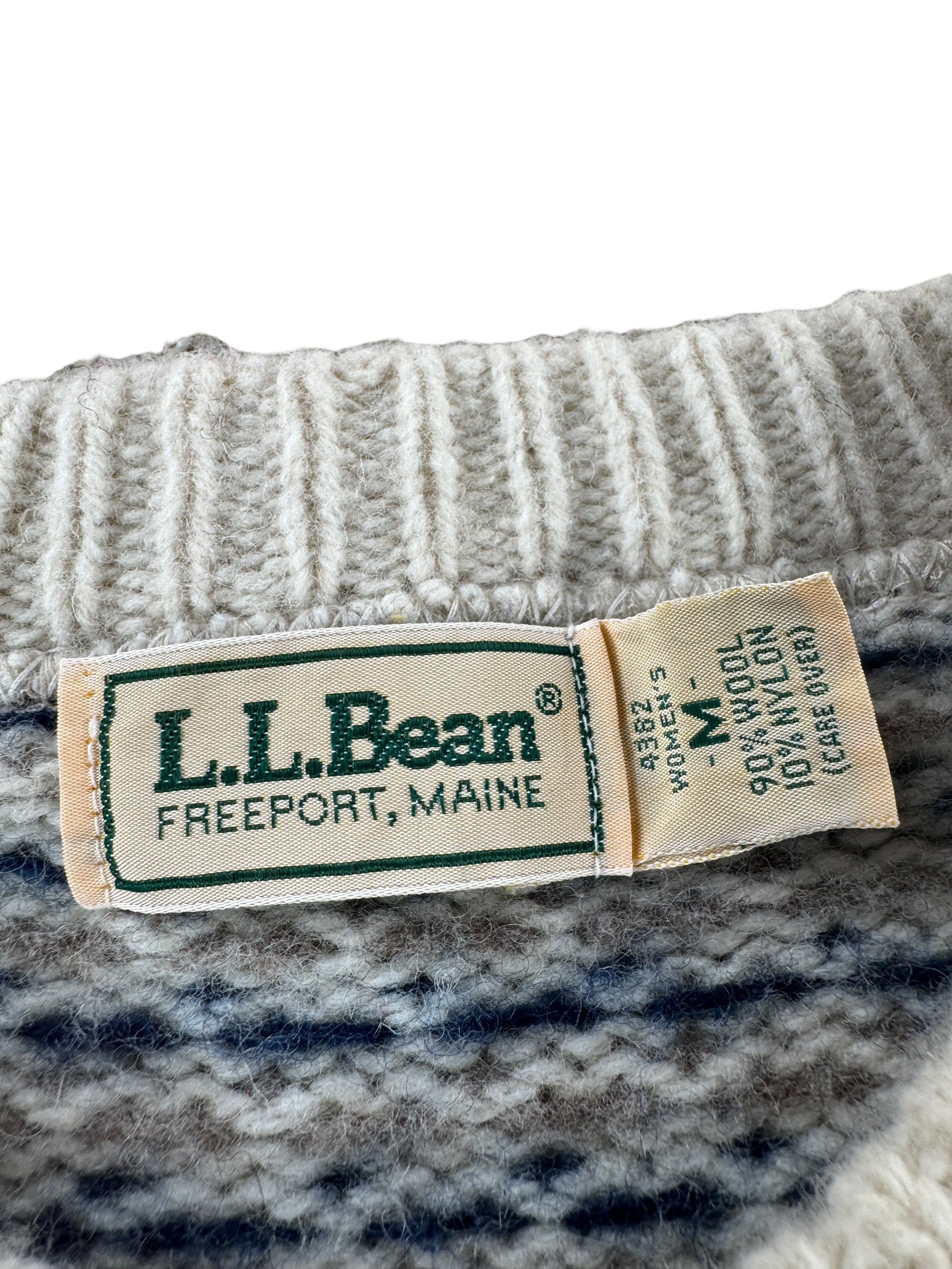 Label on Vintage Women's L.L. Bean Ragg Wool Blend Cardigan SZ M