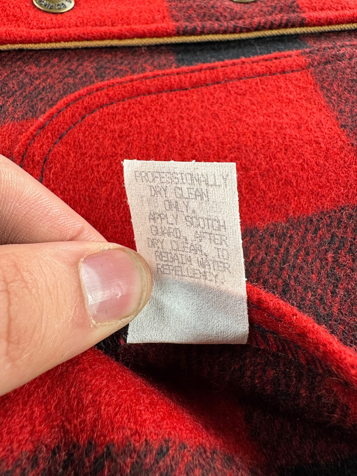 Back of info tag on Filson Style 5157 Reversible Vest SZ S