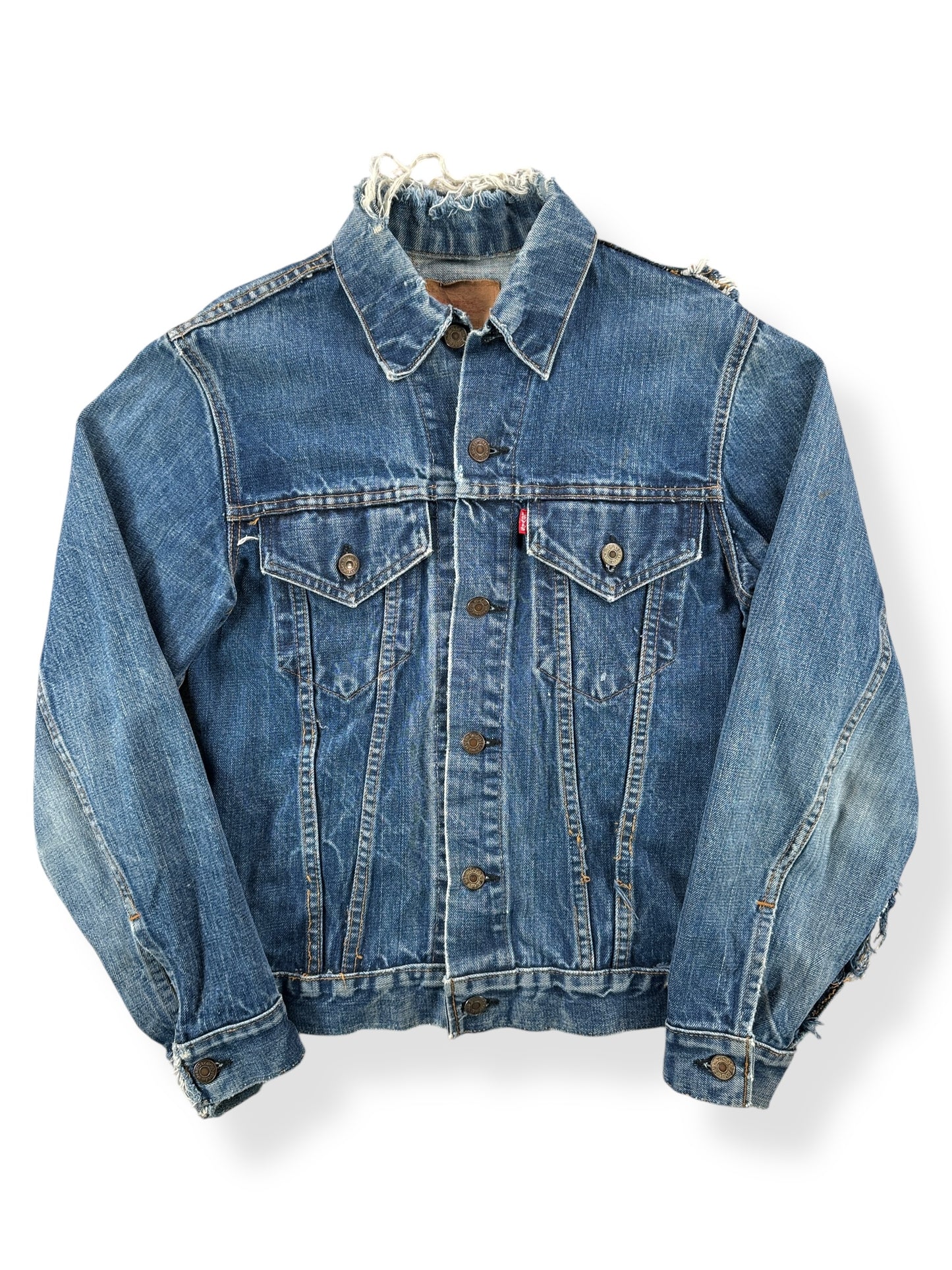 Front of Vintage Distressed Levis 2 Pocket Trucker Jacket SZ XS