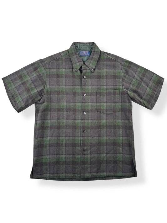 Front of Vintage Pendleton Short Sleeve Flannel SZ M