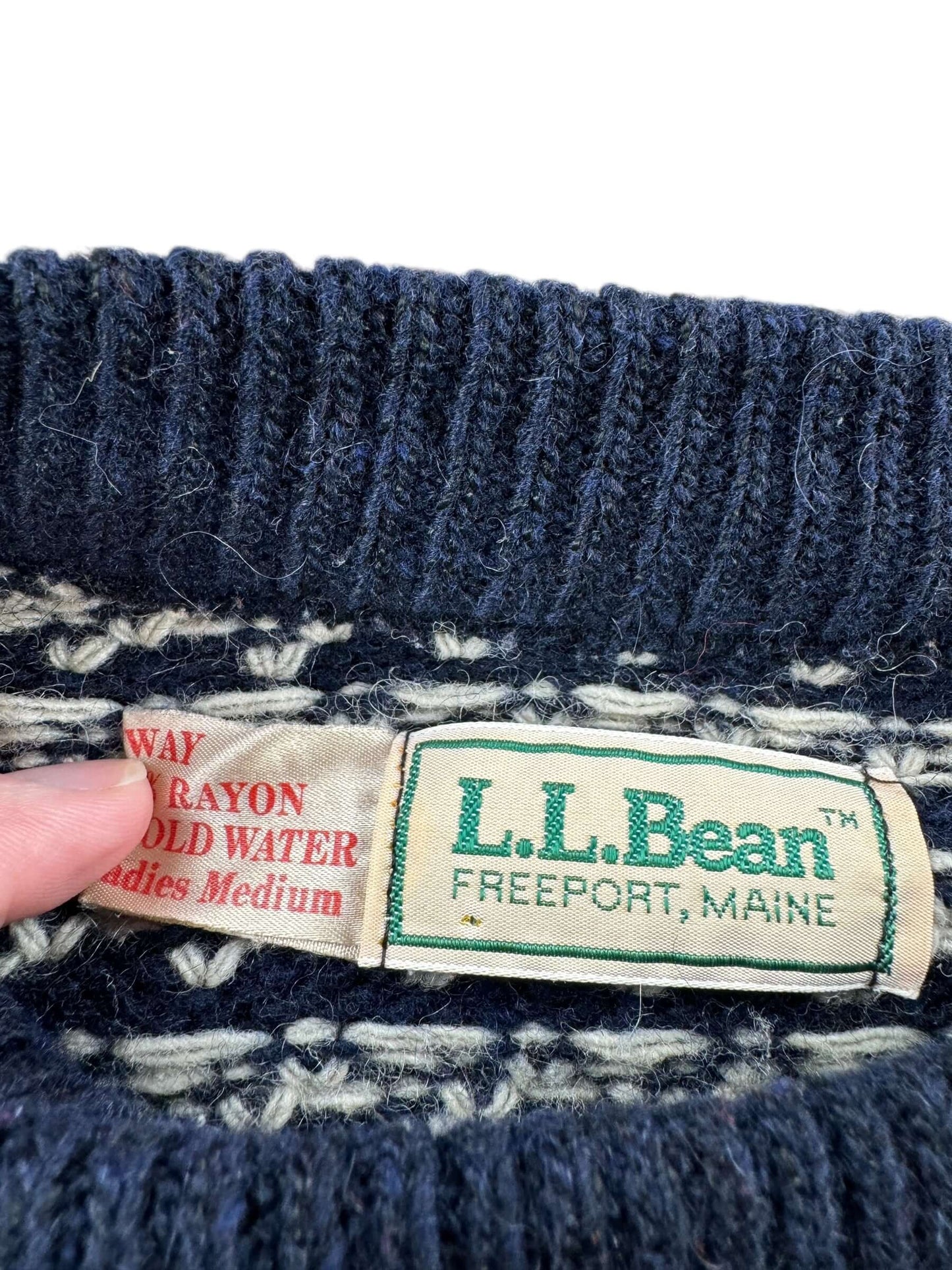 Tag on Vintage Ladies LL Bean Birdseye Nordic Blue and White Sweater SZ M