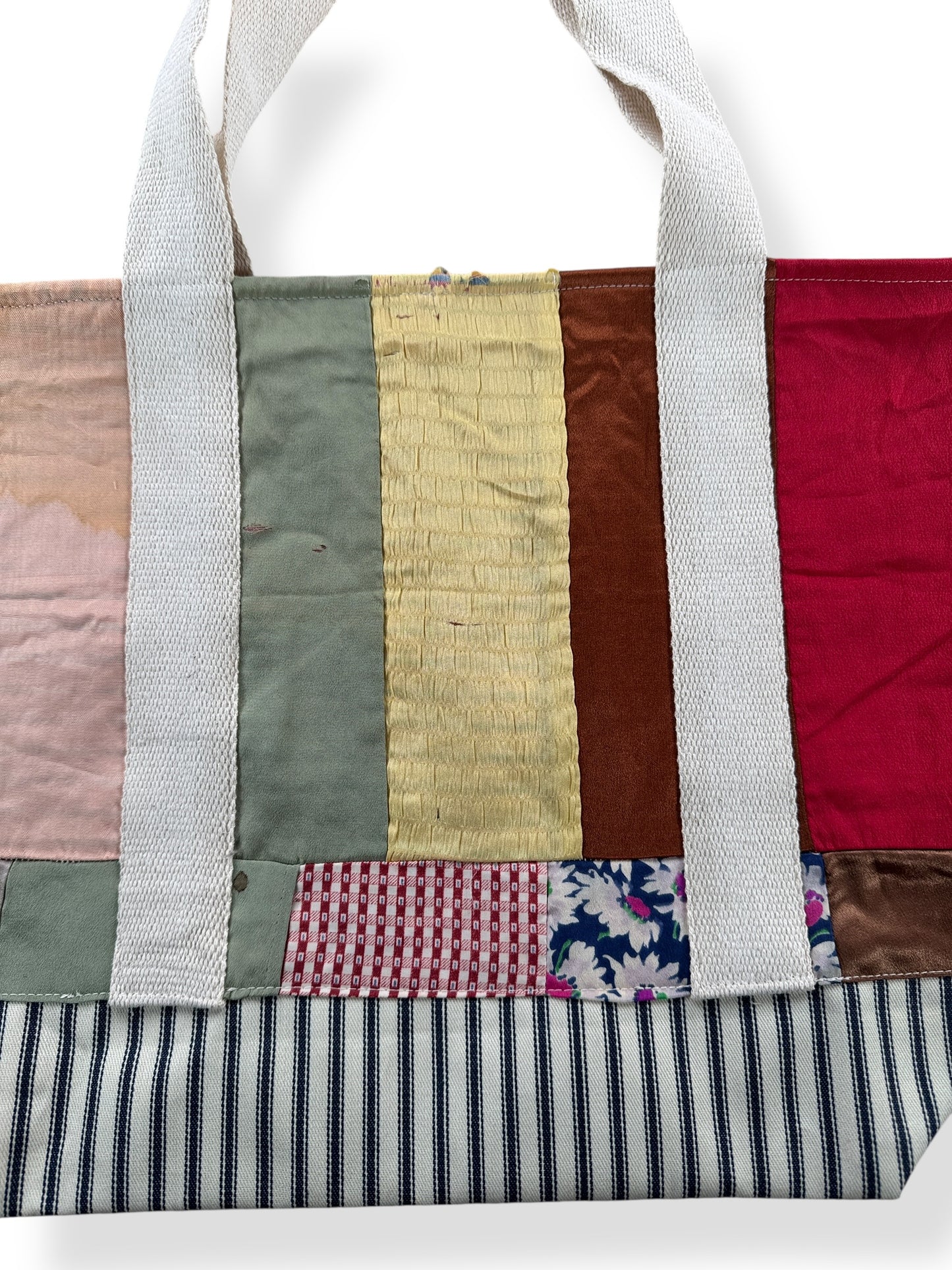 Front Close Up of Archive Craft X Barn Owl Vintage Quilt Tote Bag