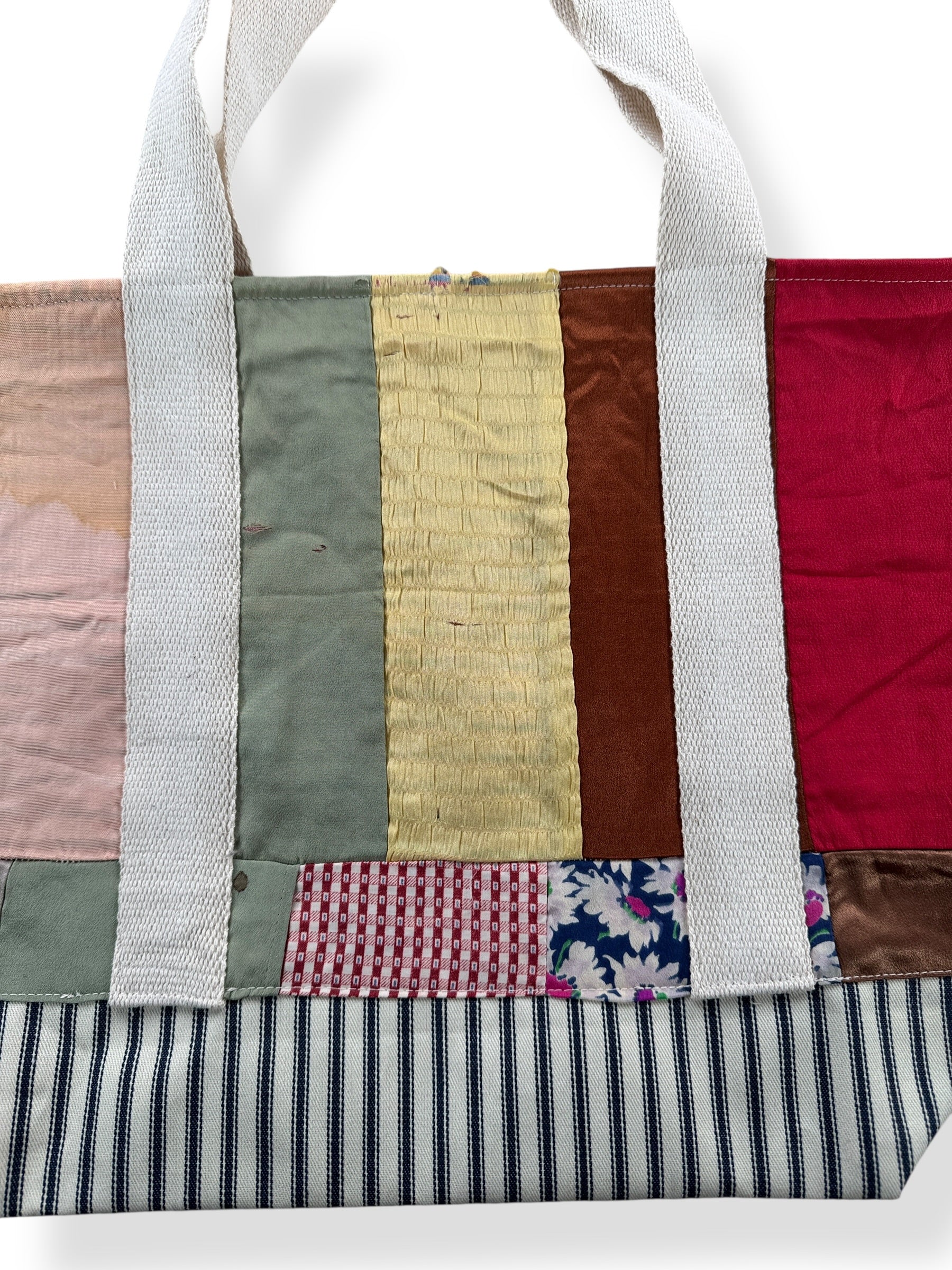 Front Close Up of Archive Craft X Barn Owl Vintage Quilt Tote Bag