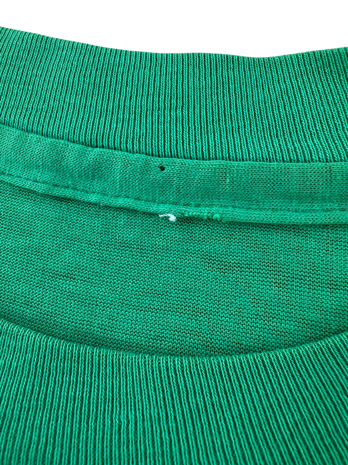 Missing tag on Vintage I've Got Shamrock Roots Tee SZ M/L