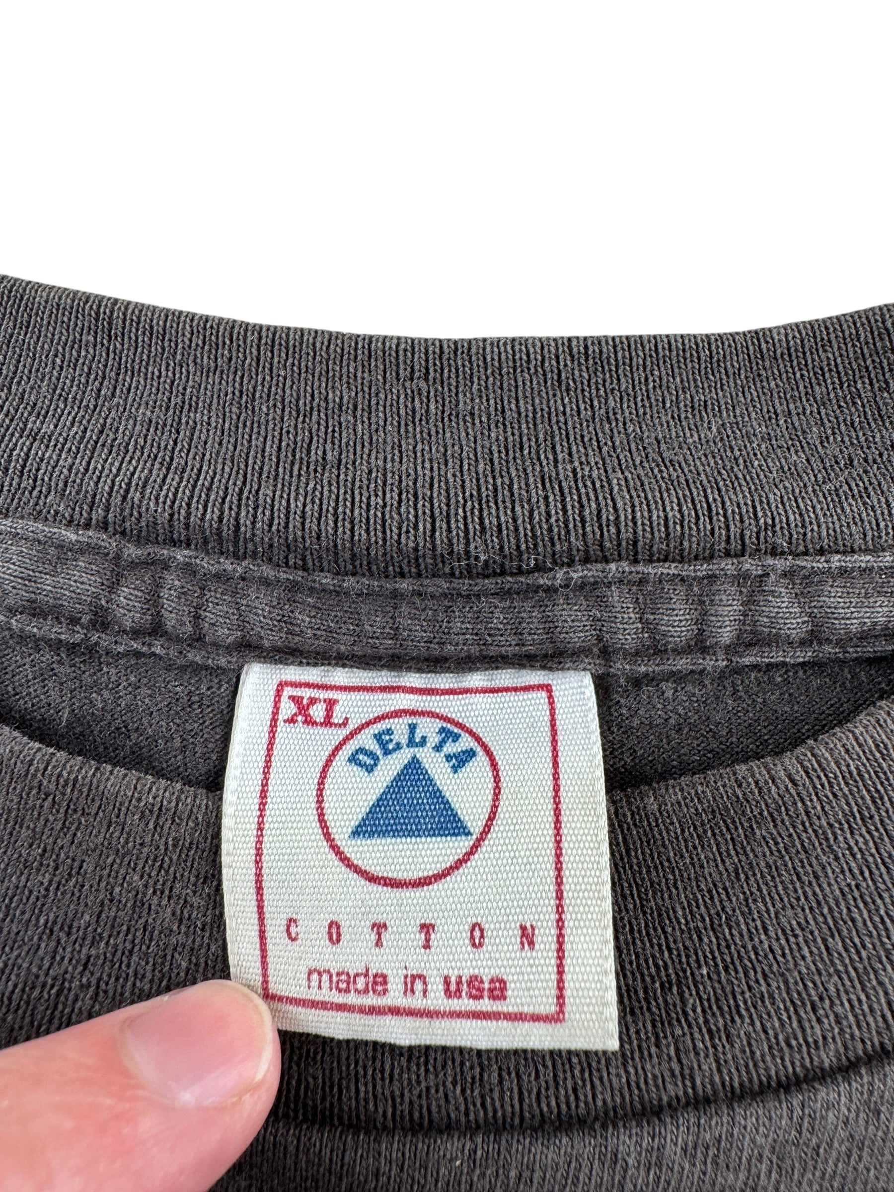 Tag on Vintage Sacred Earth Tibet Tee SZ XL