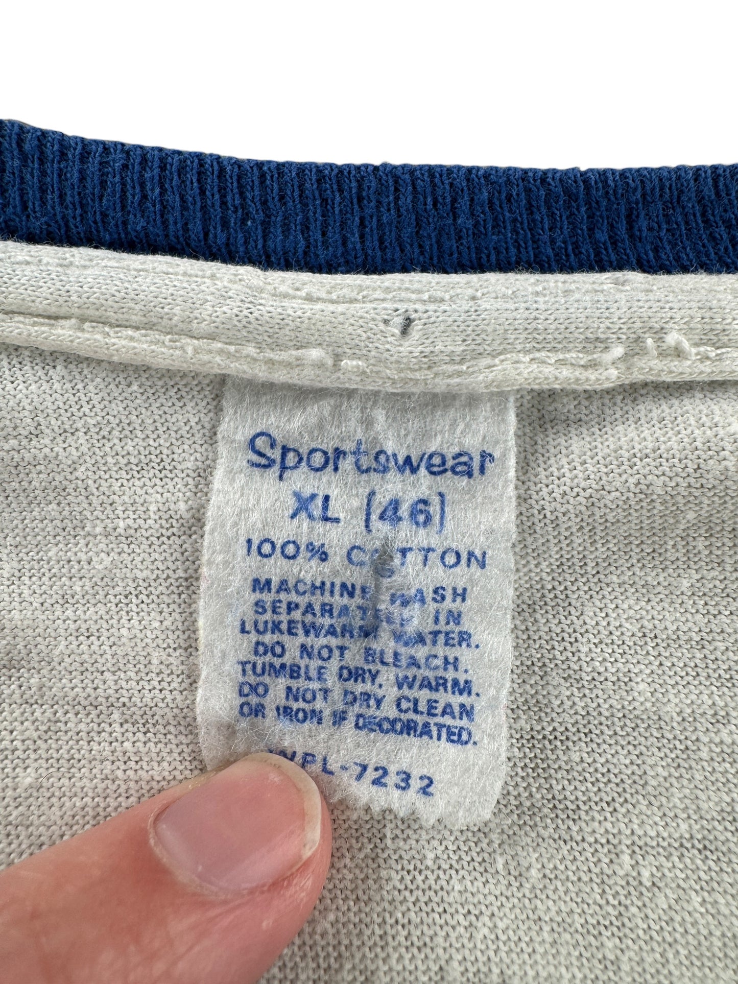 Tag on Vintage Milk Drinkers Make Better Lovers Ringer Tee SZ XL