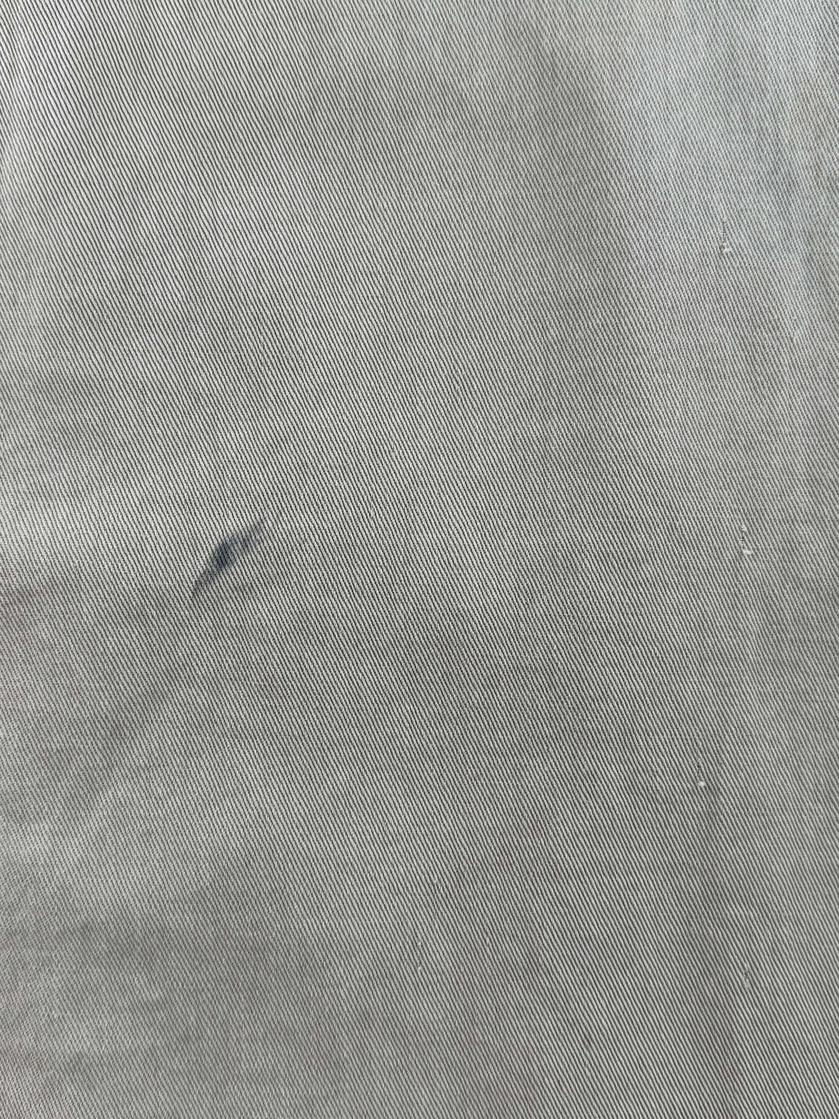 Small scuff on back of Vintage 1960s Distressed Big Mac Penney's Work Shirt SZ M