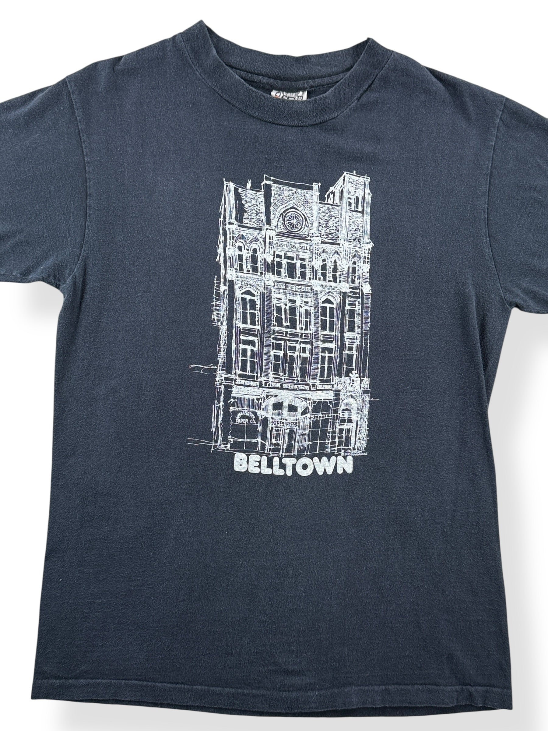 Front Close Up of Vintage 70s Belltown Tee SZ M (Fits S)