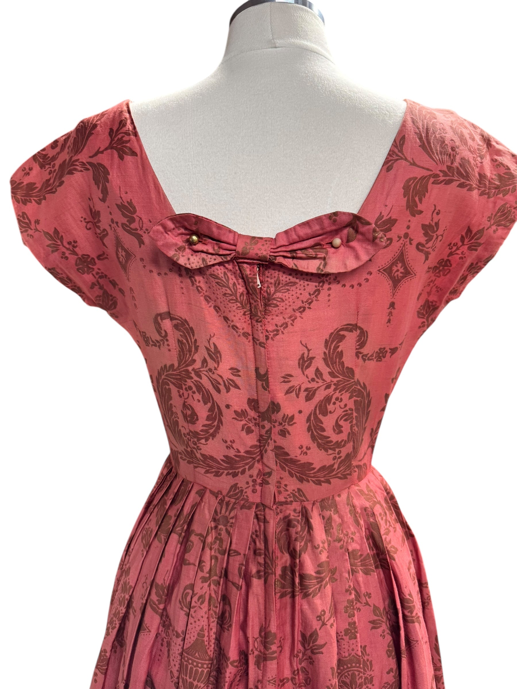 Back detail of 1950s Junior TIme Damask Pattern Dress S
