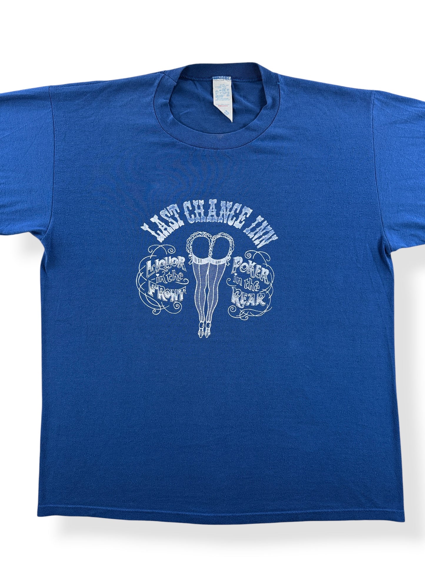 Front Close Up of Vintage Last Chance Inn Liquor Tee SZ XXL (Fits XL)