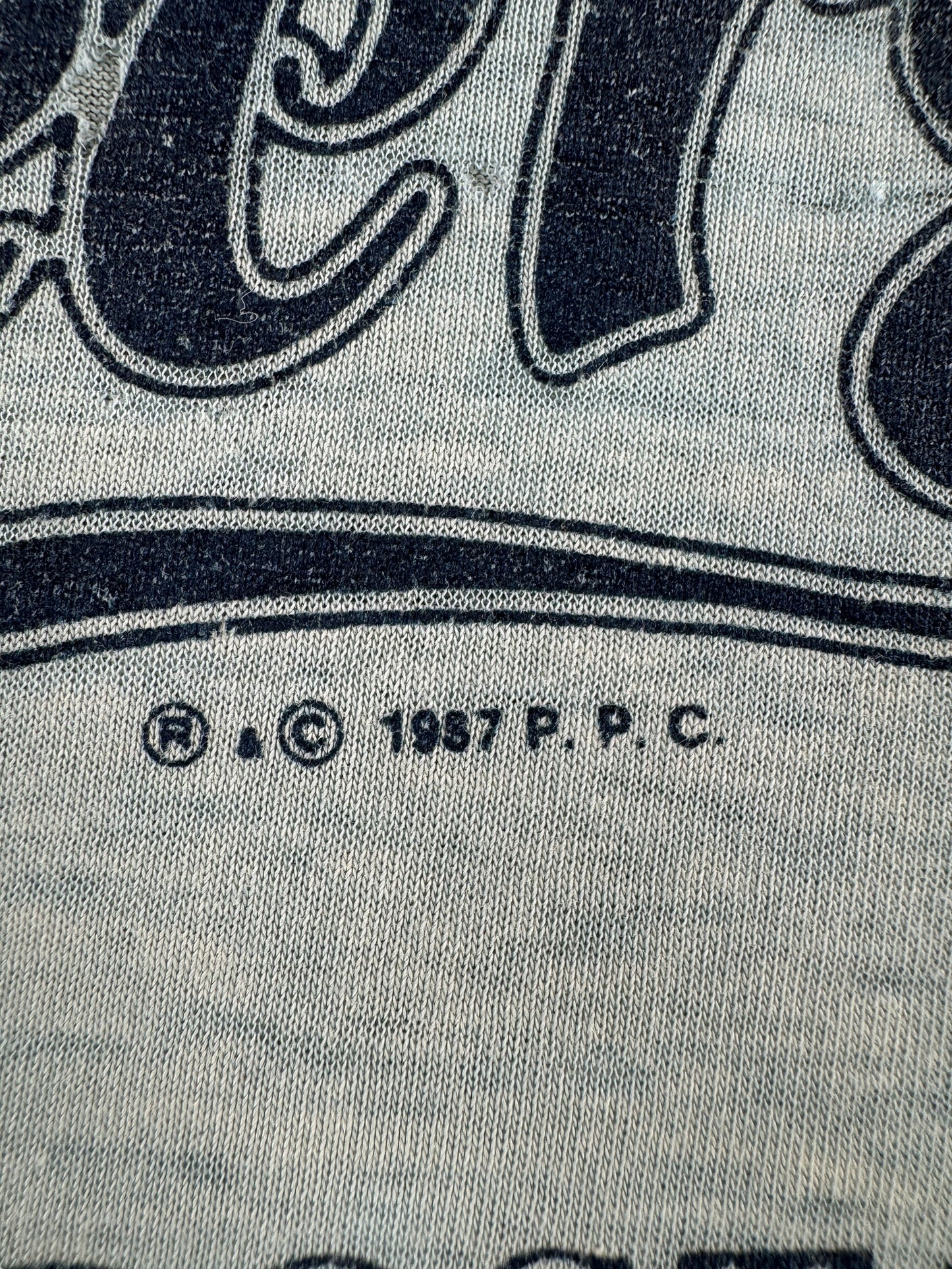 Trademark on Vintage Cheers Boston V-Neck Tee SZ Very Long Large