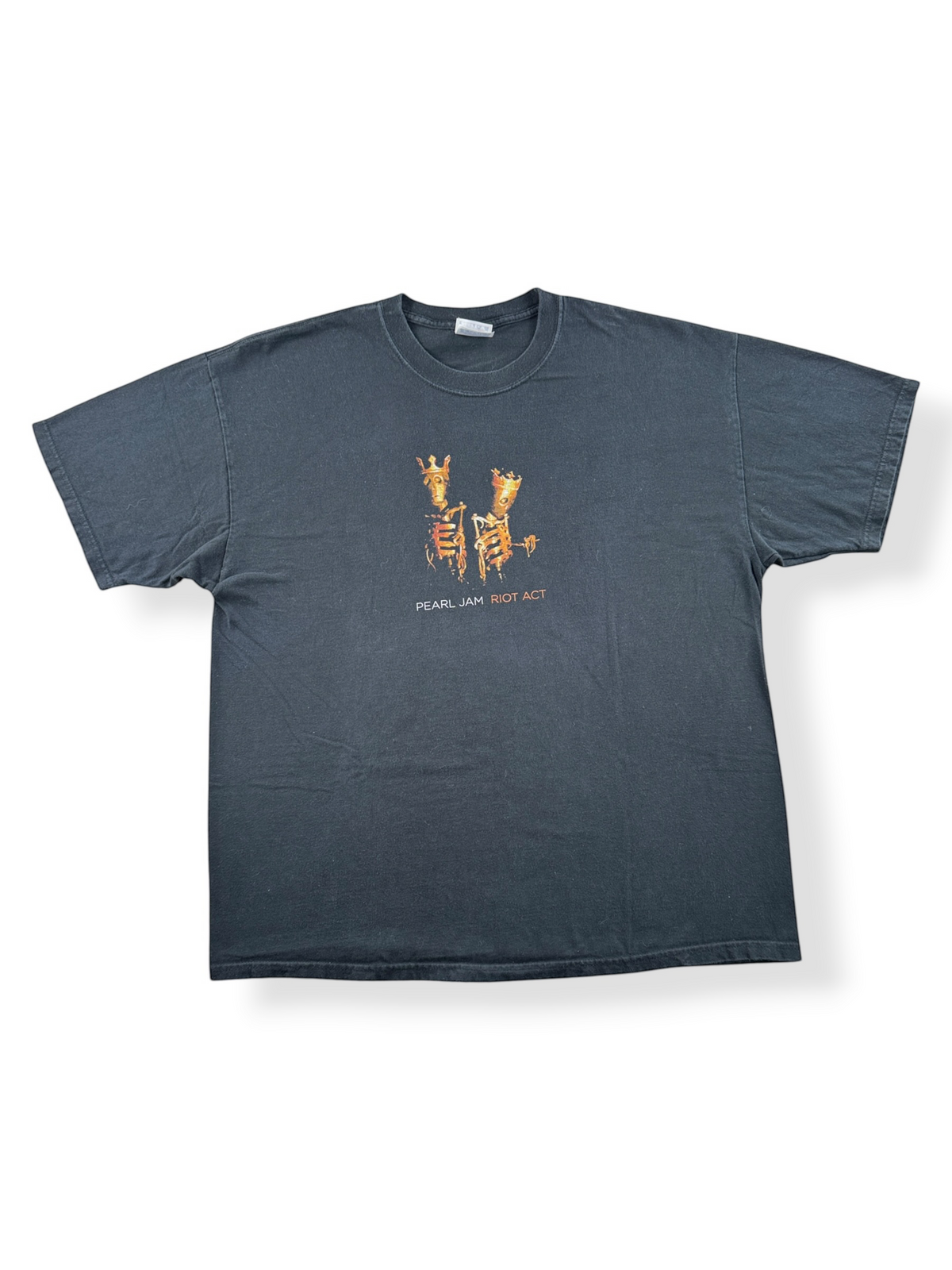 Front of Vintage 2003 Pearl Jam Riot Act Tee SZ XL