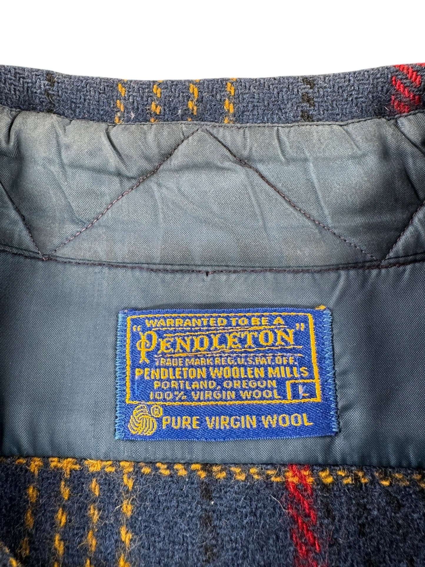 Label on Vintage Pendleton Shirt Jac SZ L