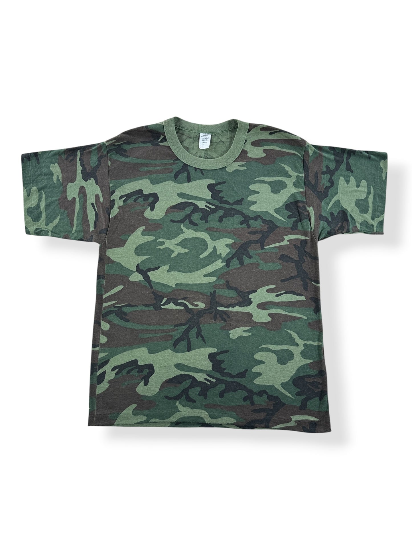 Front of Vintage Camo Tee SZ L (Fits M)