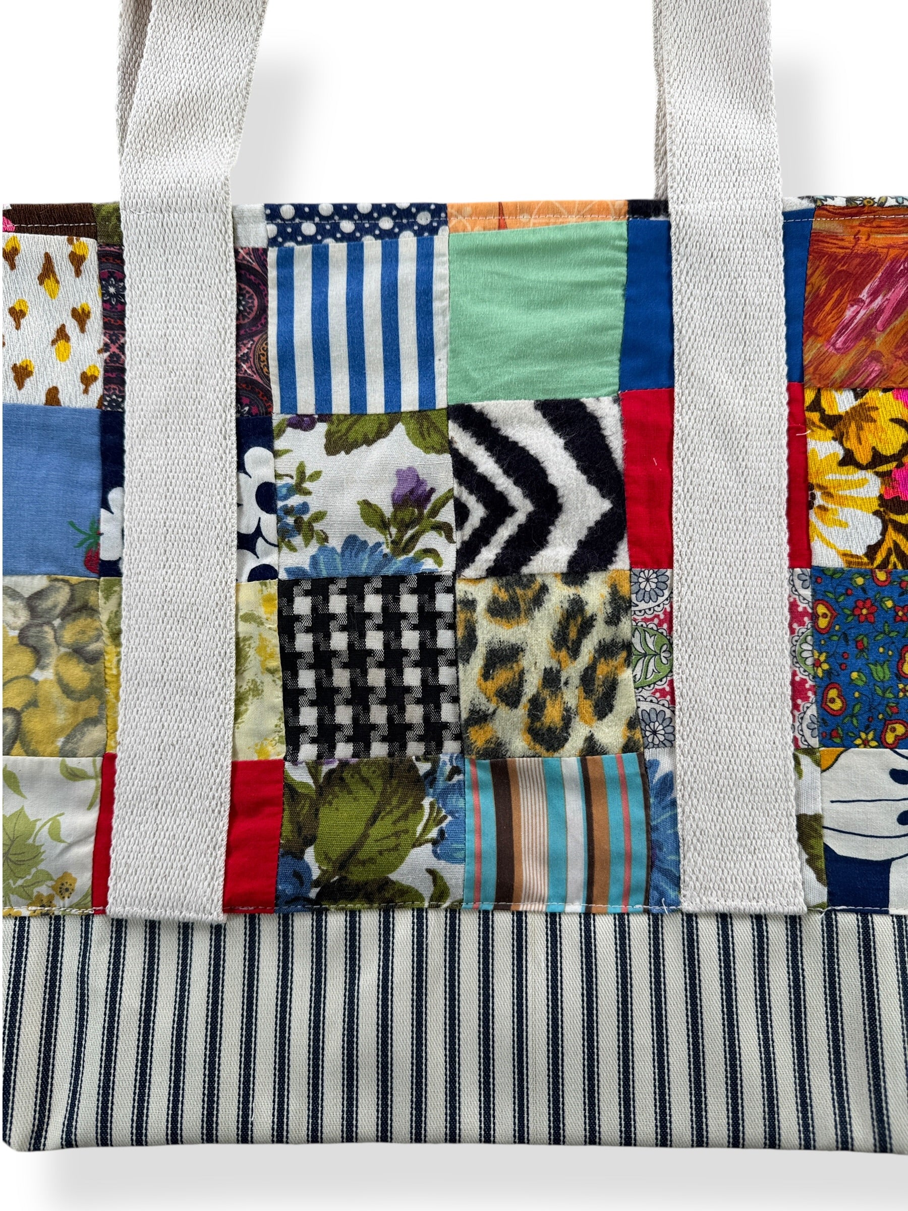 Side B Close Up of Archive Craft X Barn Owl Vintage Quilt Tote Bag