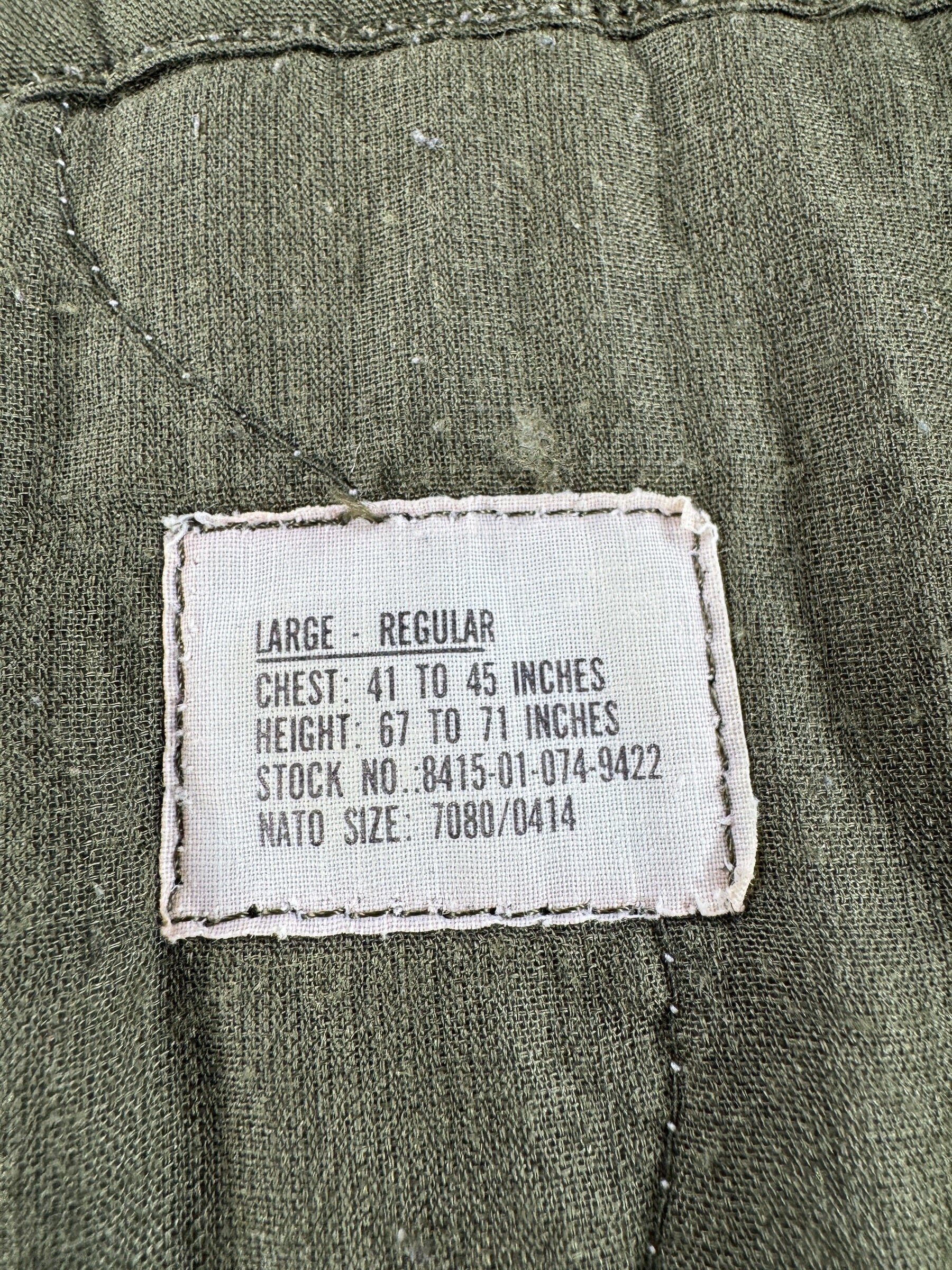 Label on Vintage 80s Military Cold Weather Bomber Jacket SZ L (Fits M)