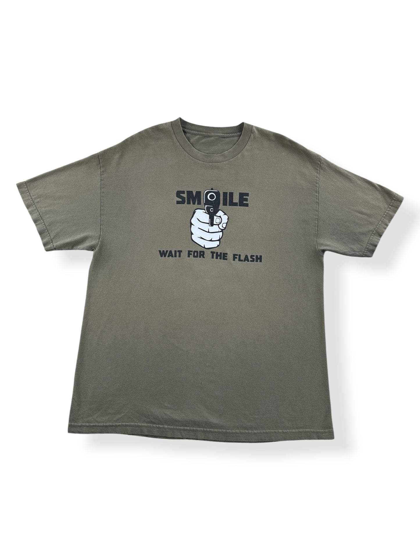 Front of Vintage Smile Wait For The Flash Tee SZ XL