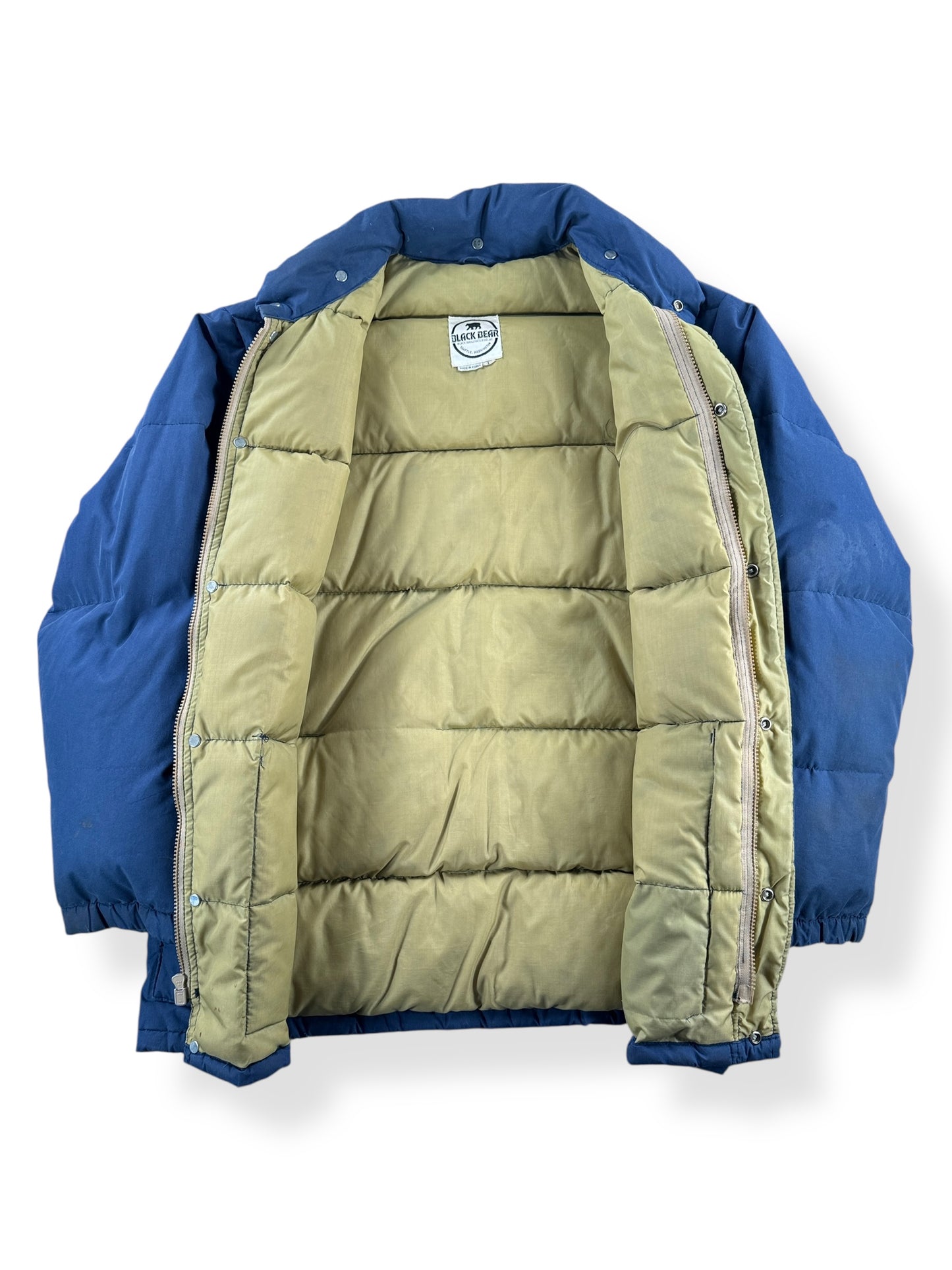 Inside of Vintage 80s Era Black Bear Puffer Jacket SZ L AS IS