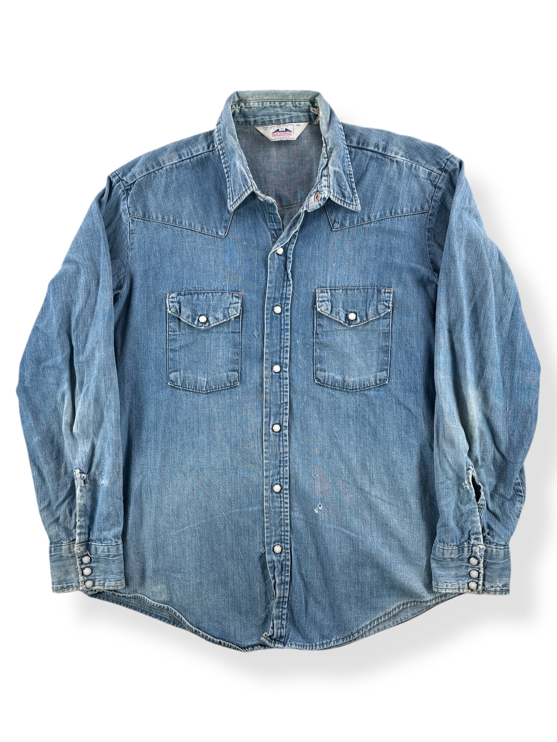 Front of Vintage Distressed Dakota Denim Pearl Snap Top SZ XL
