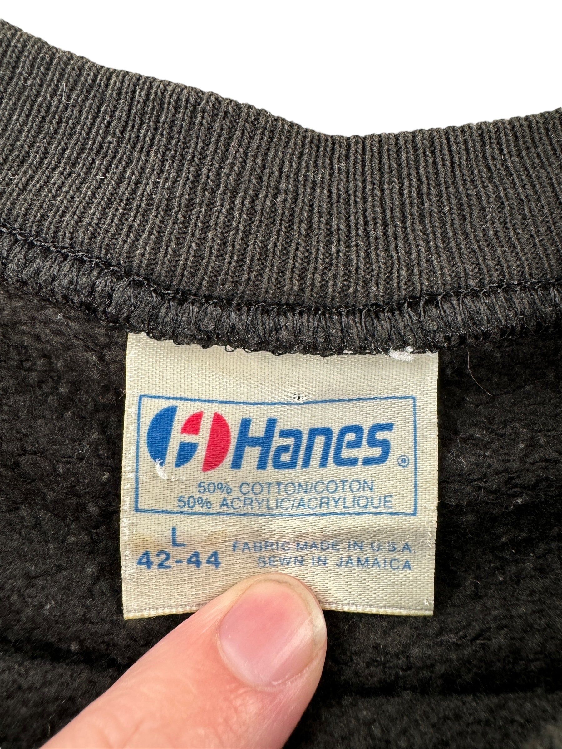Label on Vintage Festive Snowcap Ale Crewneck SZ L