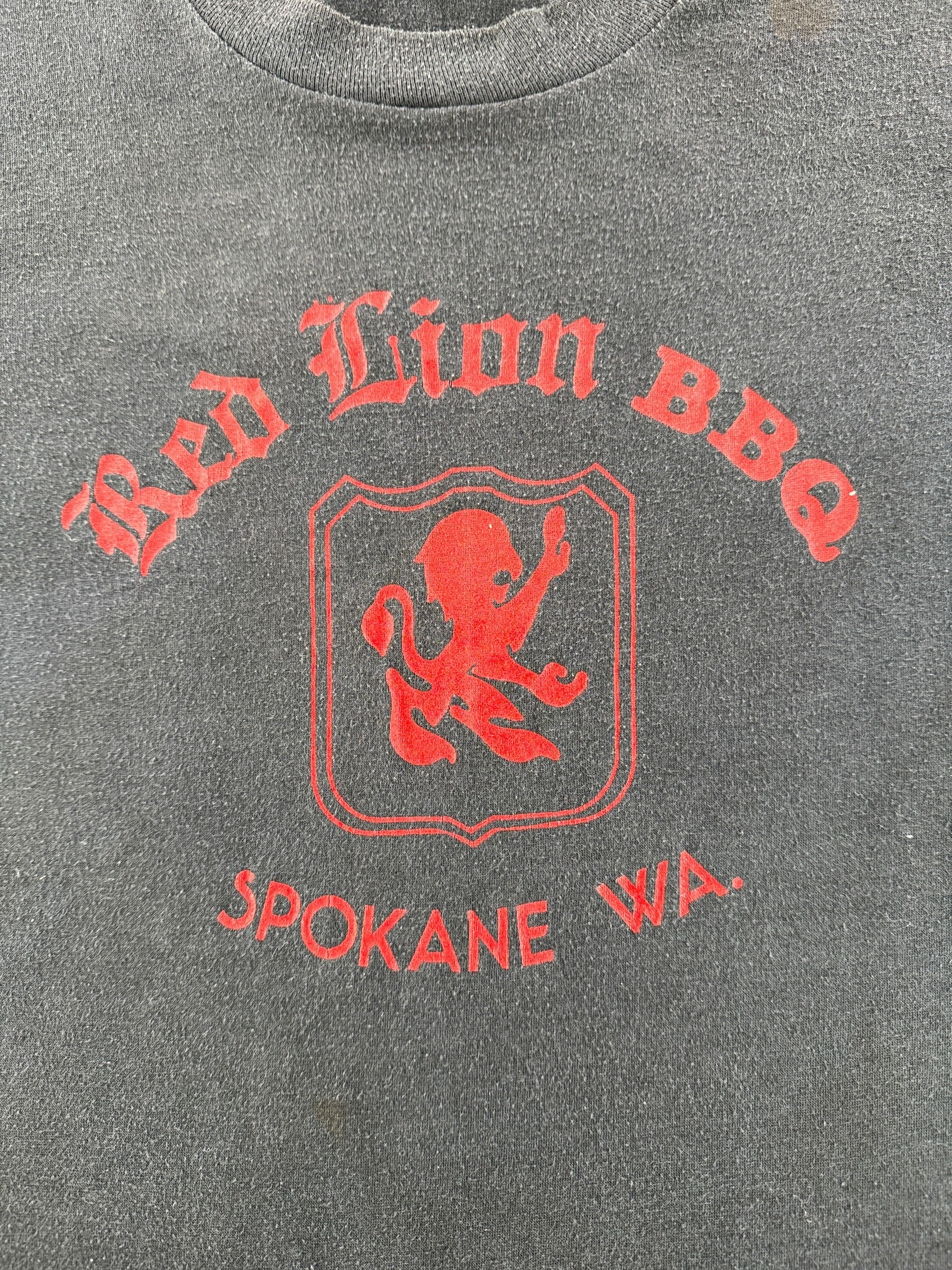 Graphic of Vintage Red Lion BBQ Spokane Tee SZ M (Fits S)