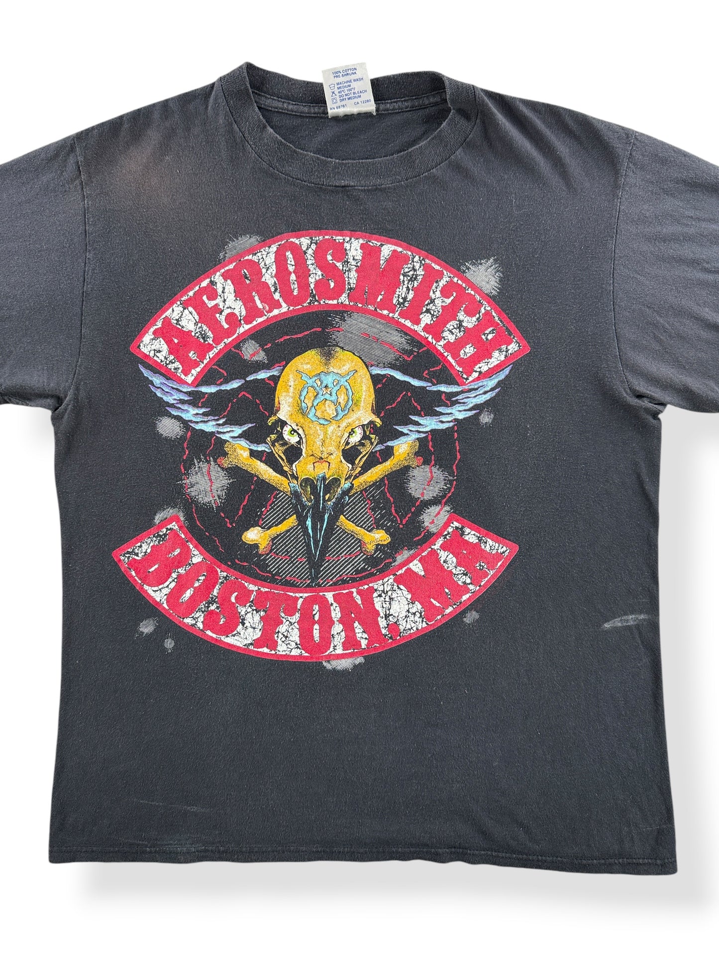 Front Close Up of Vintage Aerosmith 1990 Pump Tour Tee SZ L