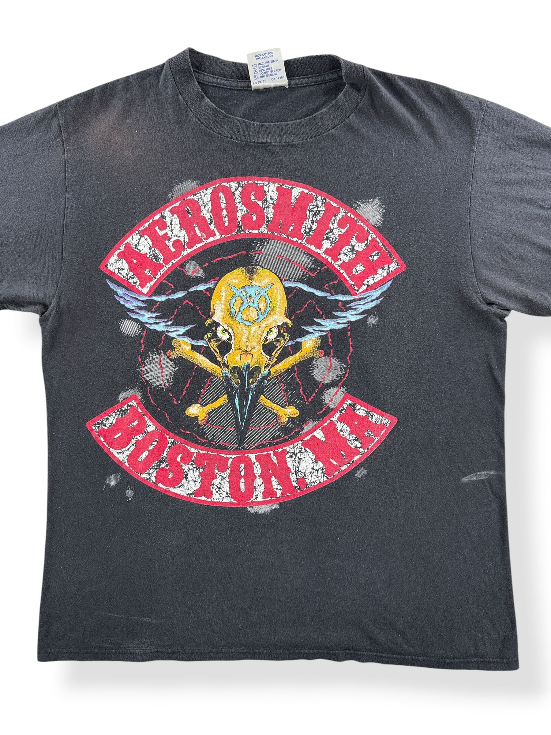 Front Close Up of Vintage Aerosmith 1990 Pump Tour Tee SZ L
