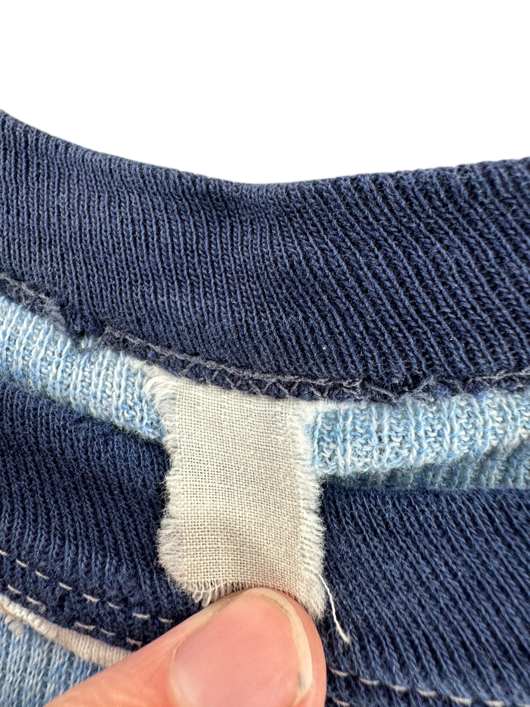 Faded Tag on Vintage Shannondale Stretchy Ringer Tee SZ XS
