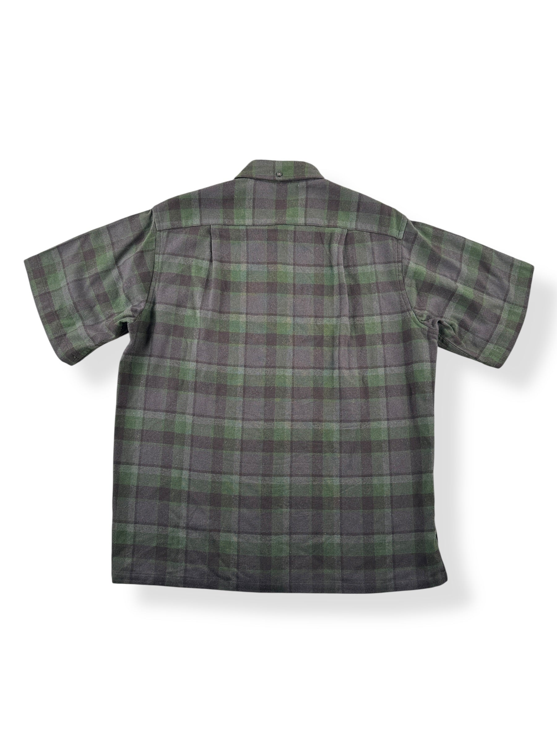 Back of Vintage Pendleton Short Sleeve Flannel SZ M