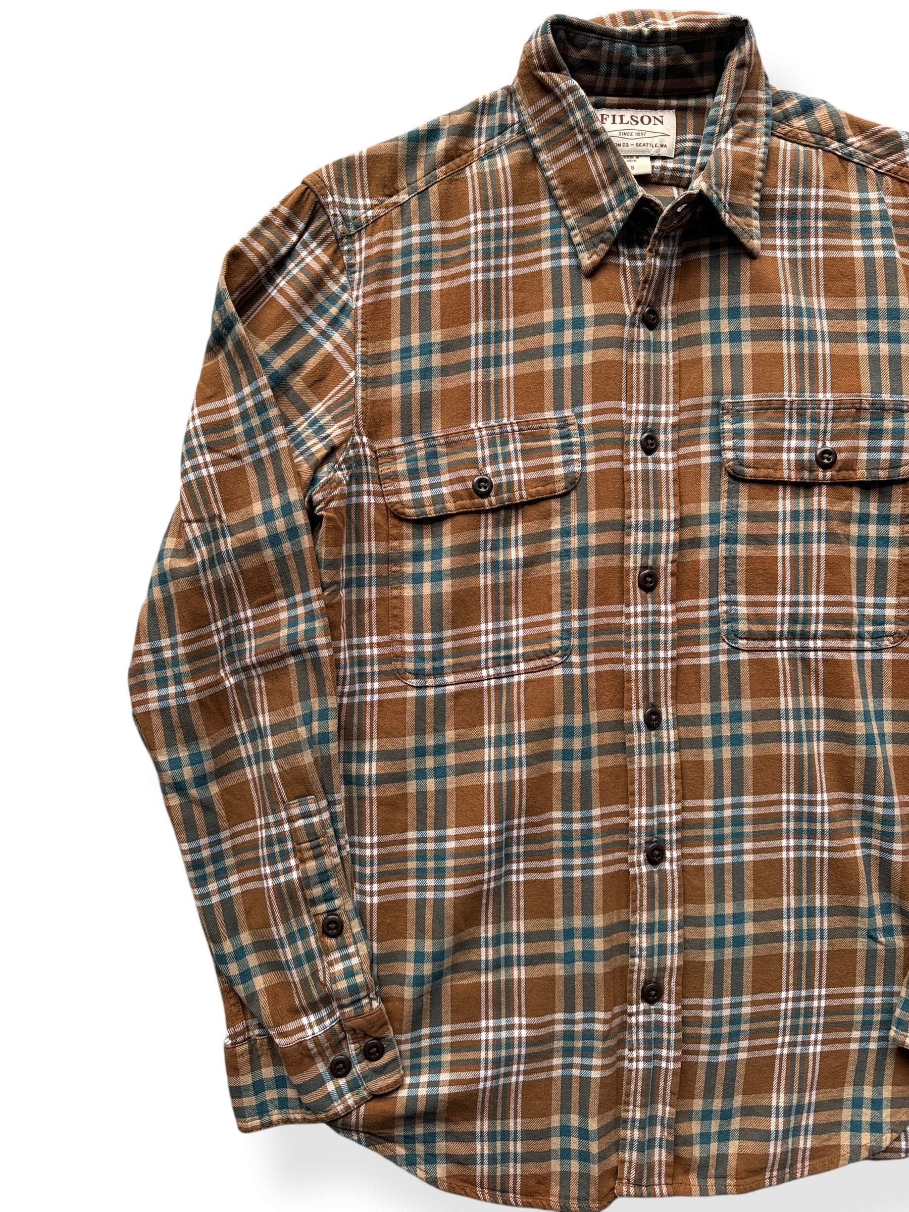 Front Right of Filson Field Flannel Shirt SZ S