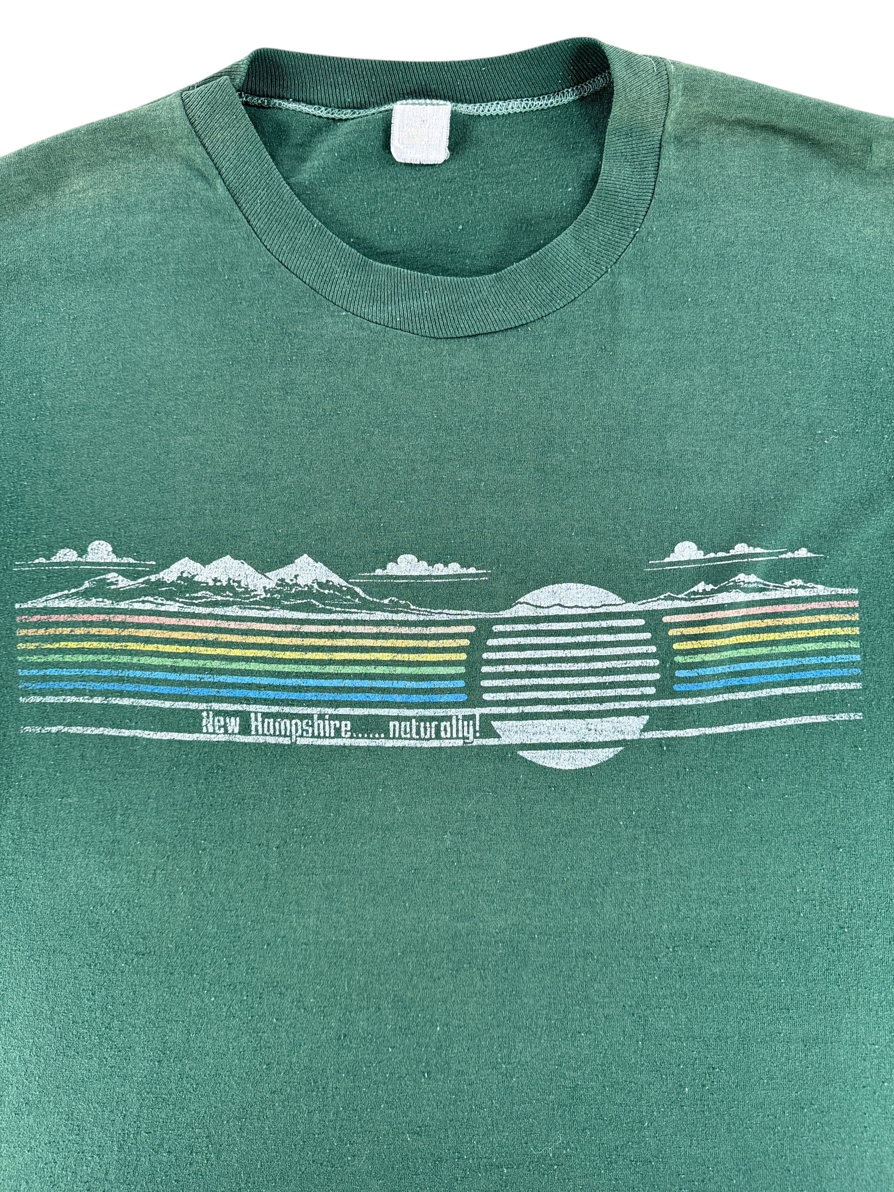 Graphic on Vintage New Hampshire Naturally Tee SZ L
