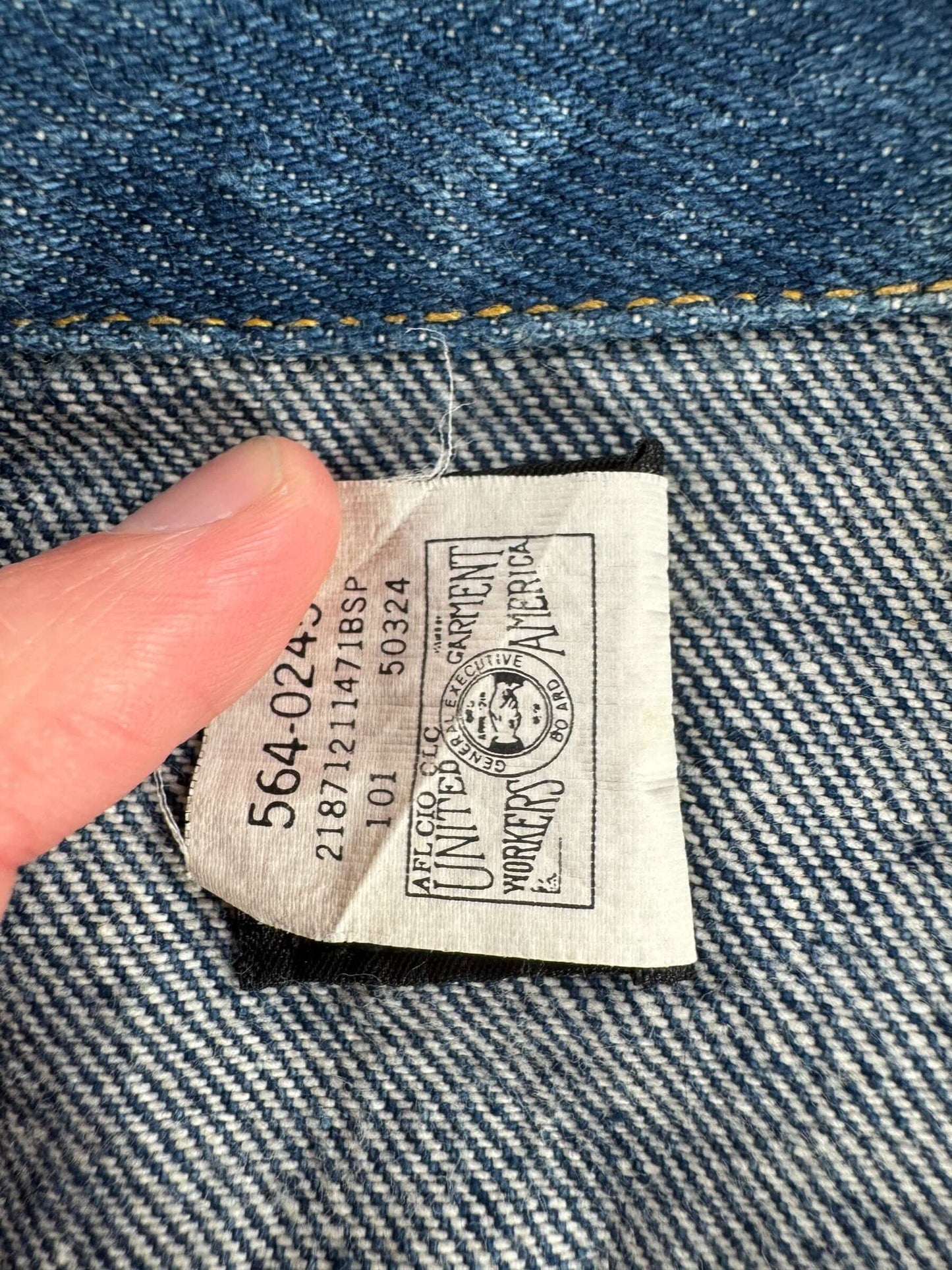 Label on Vintage 80s Era Lee Trucker Jacket SZ S