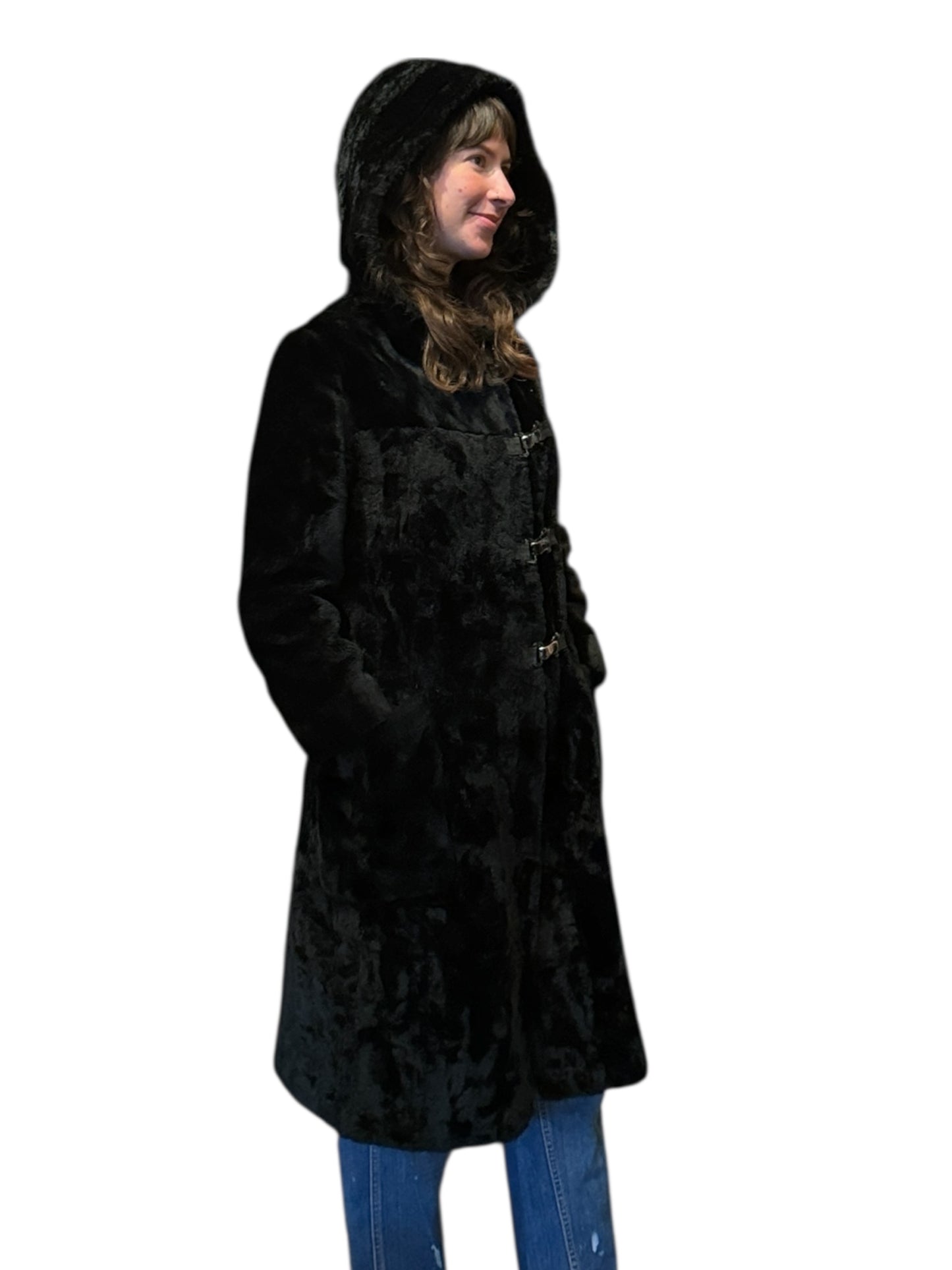 Side of Vintage 1960s Faux Fur Coat W/ Metal Clasps SZ XS