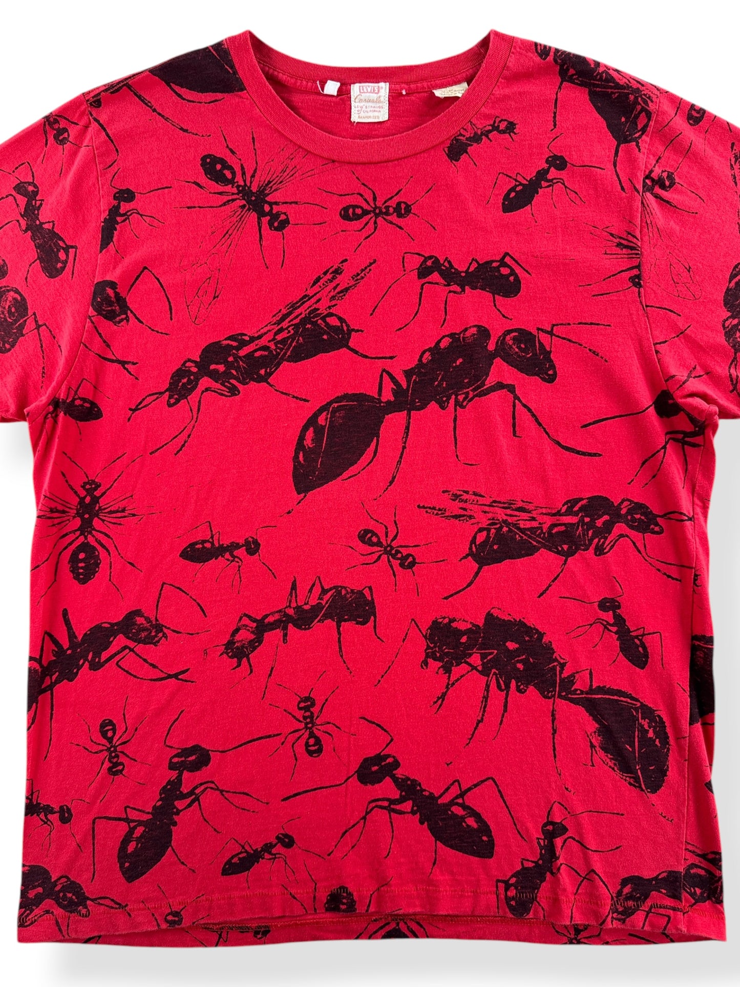 Close-up of Levi's LVC Bug Print Repro Tee SZ XL (Fits L)