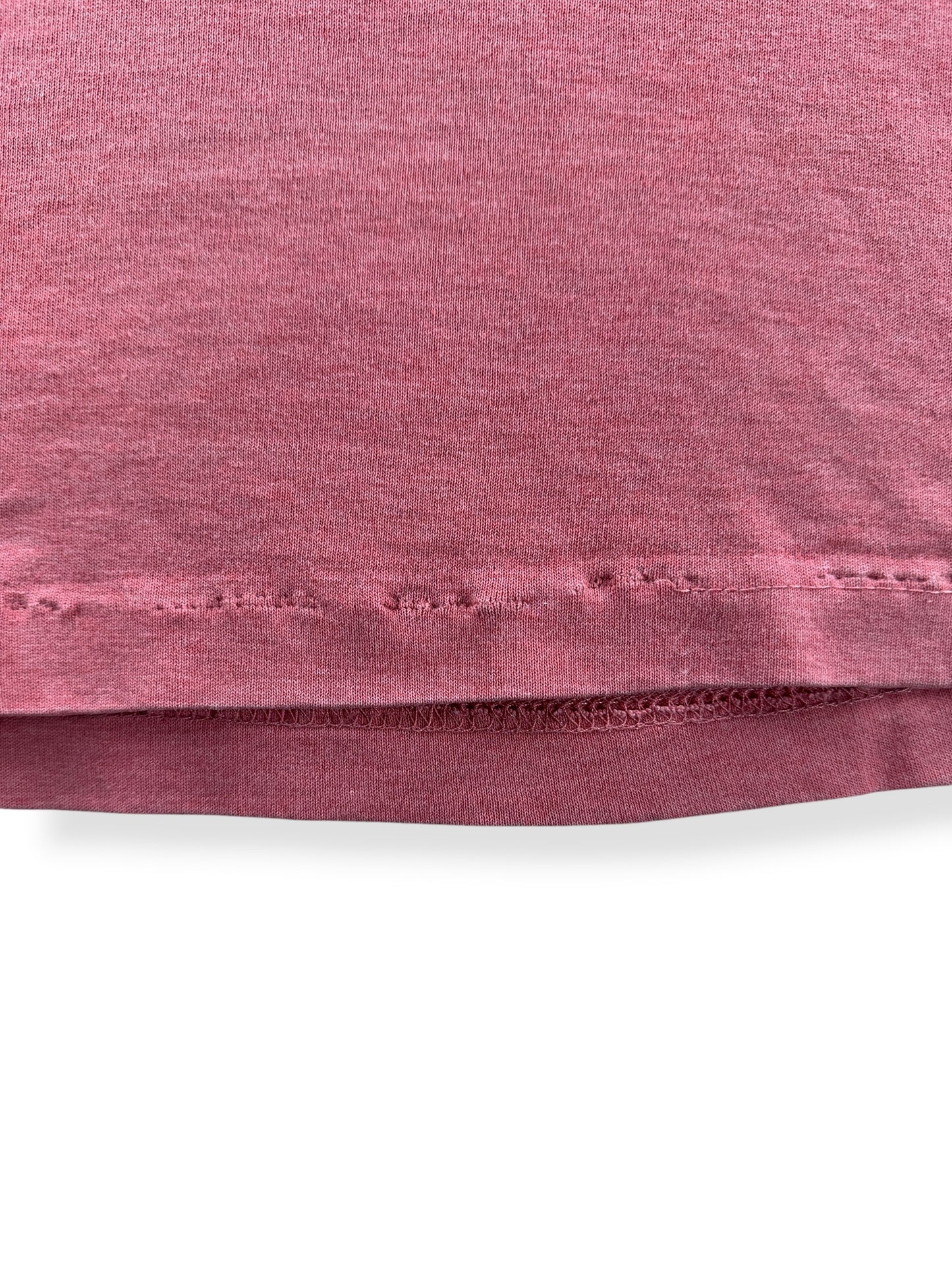 Worn hem on Vintage Y2K Alred E. Neuman Ringer Tee SZ L