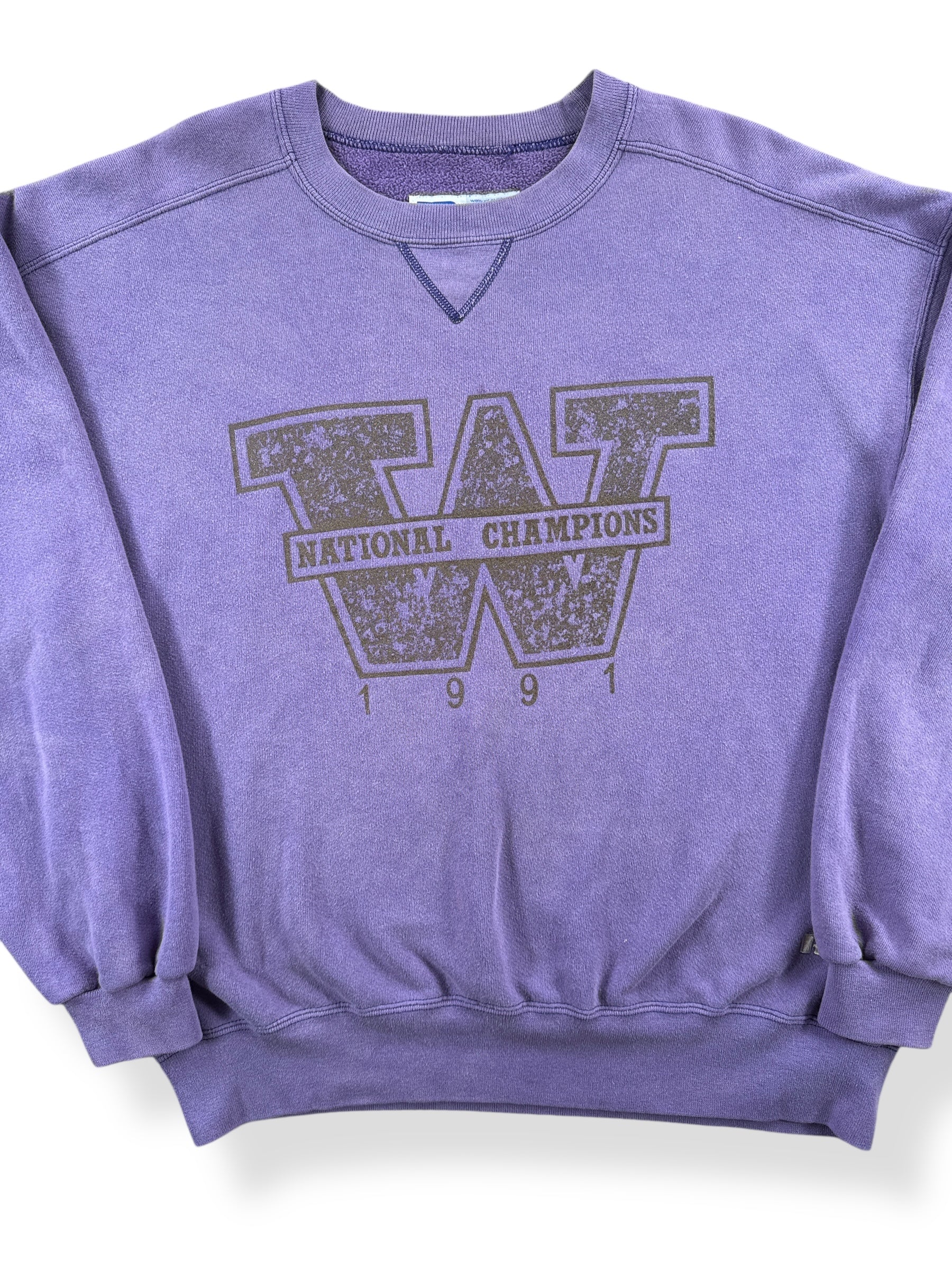 Front Close Up of Vintage UW '91 National Champs Crewneck SZ XL